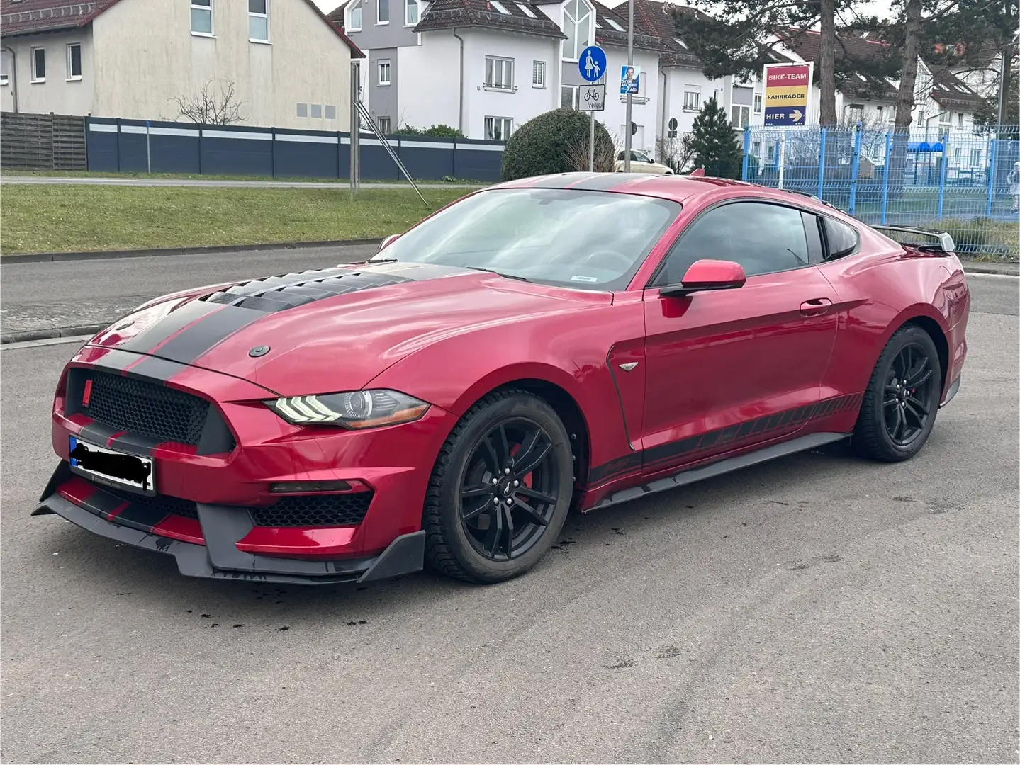 Ford Mustang 2.3 Eco Boost Aut. - 1