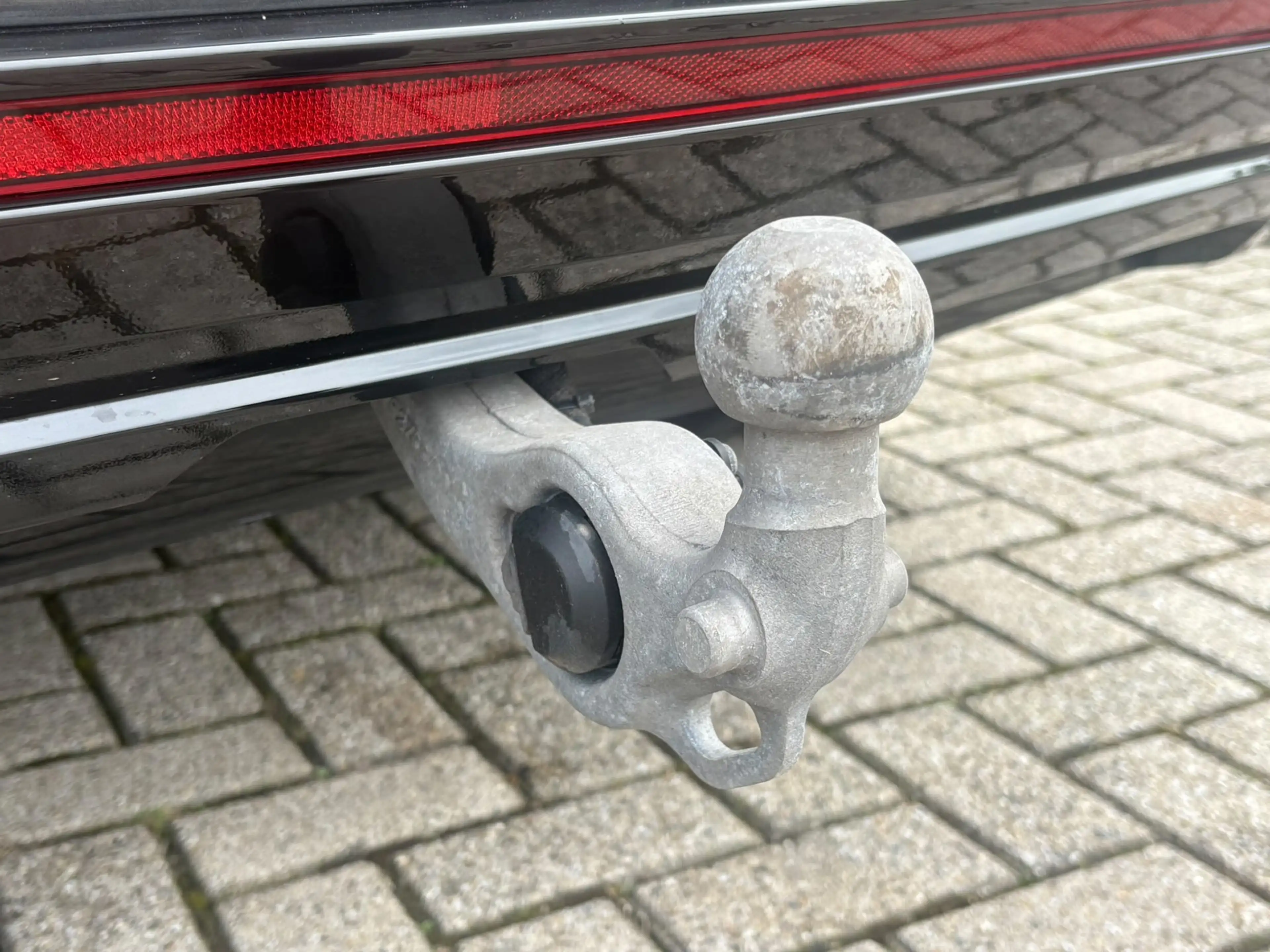 Volkswagen Touareg 3.0 TSi Plug-In eHybrid 4MOTION R 462pk Luchtverin — photo 8