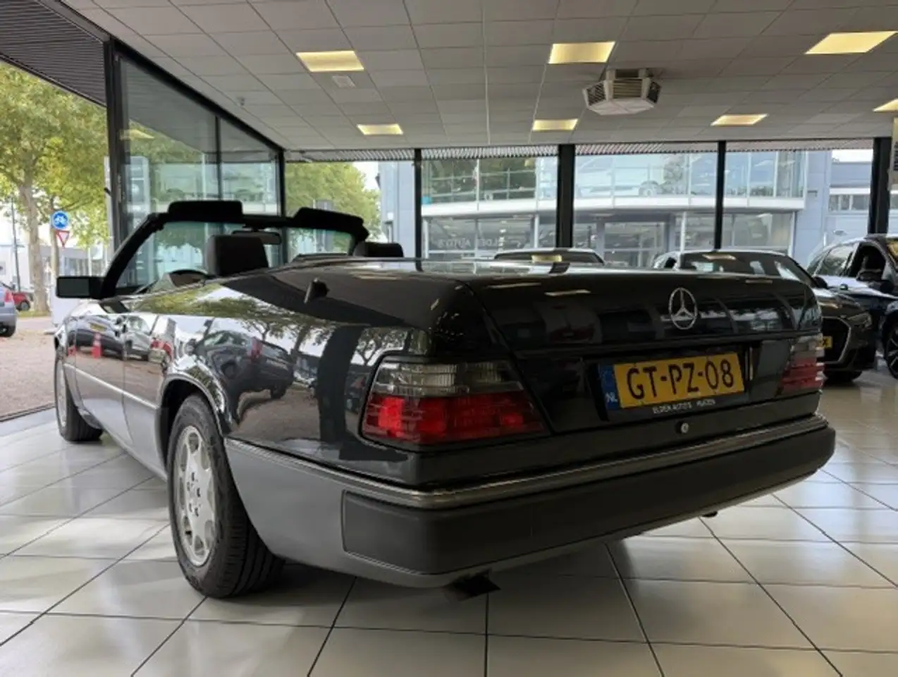 Mercedes-Benz CE 200 200-500 (W124) Cabrio 300 CE-24/In Nieuwstaat, foto 5