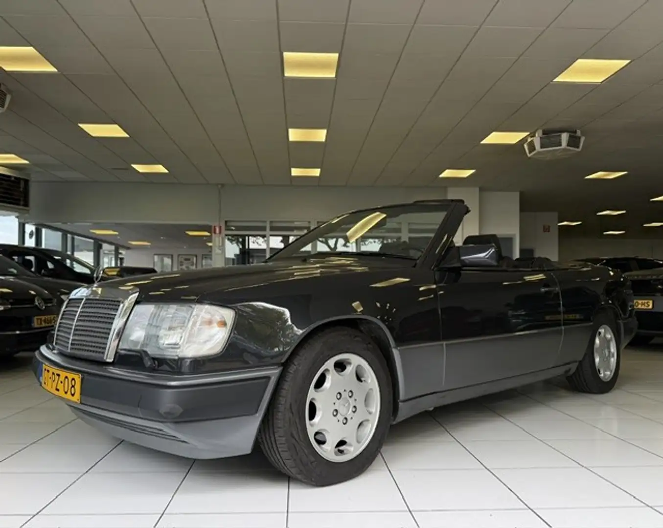 Mercedes-Benz CE 200 200-500 (W124) Cabrio 300 CE-24/In Nieuwstaat Grau - 1