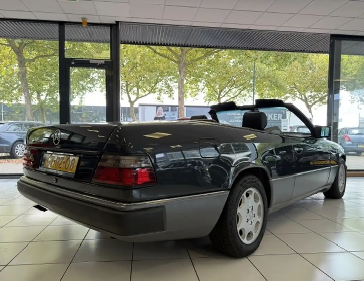 Mercedes-Benz CE 200 200-500 (W124) Cabrio 300 CE-24/In Nieuwstaat, foto 11