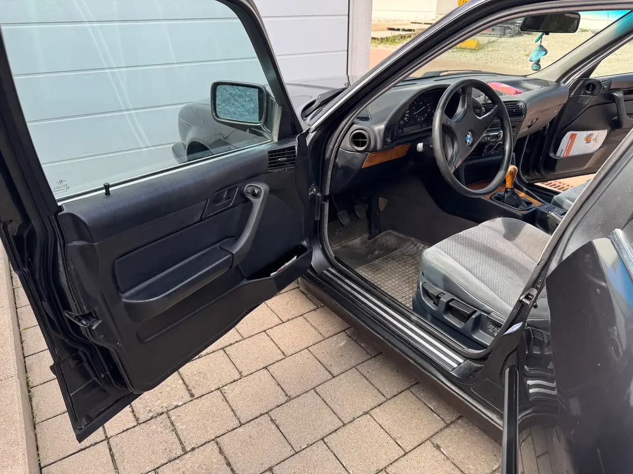 BMW 525i, foto 4