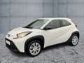 Toyota Aygo X AYGO X 1.0 Play Weiß - thumbnail 2