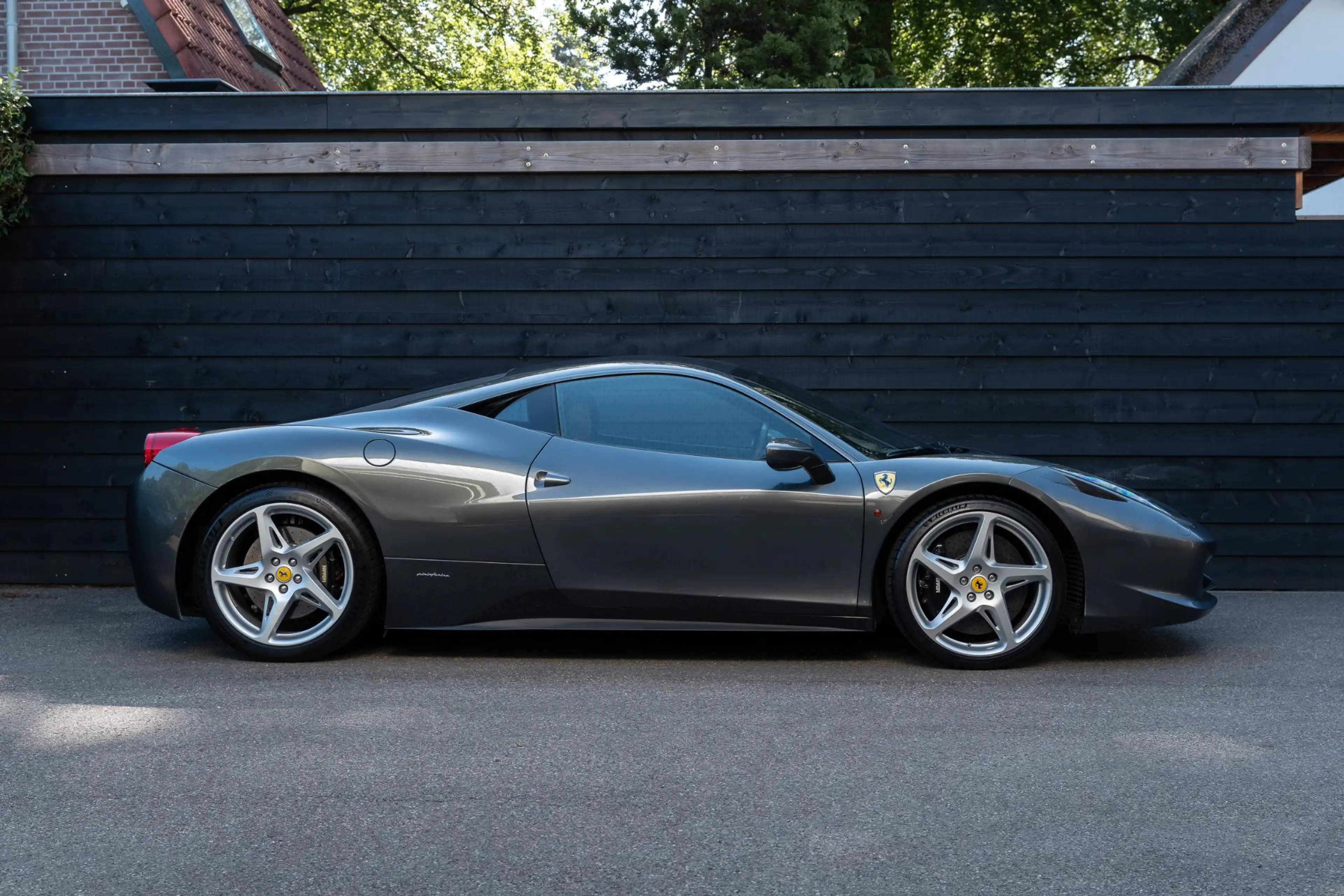 Ferrari 458 4.5 V8 Italia - Grigio Silverstone - Volle Histori — photo 9