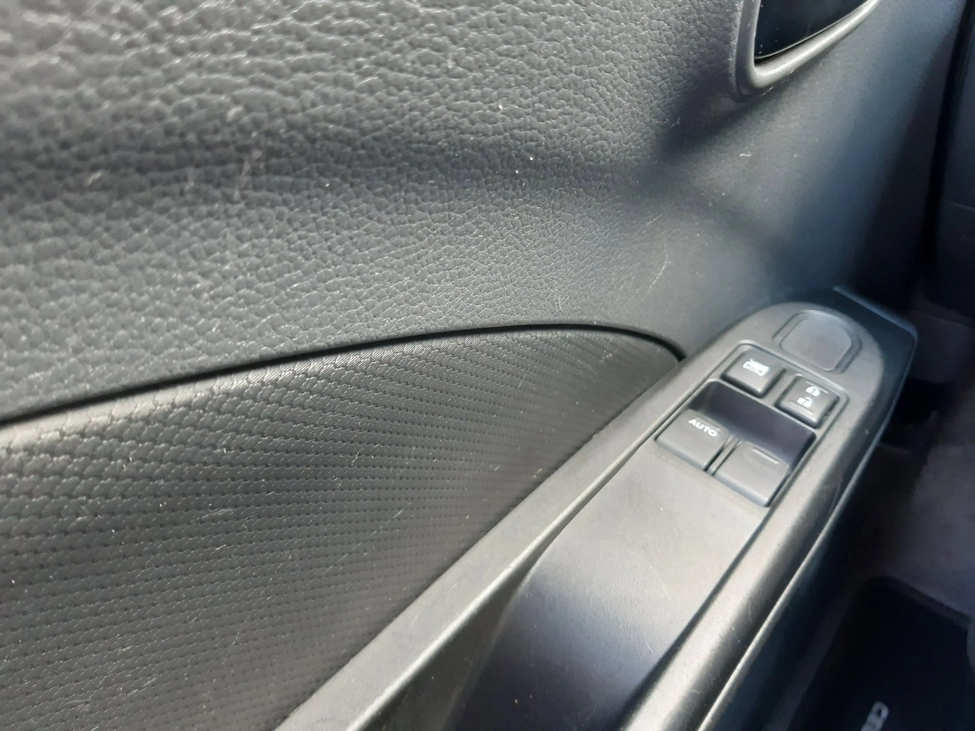 Suzuki Celerio 1.0 Comfort — photo 8