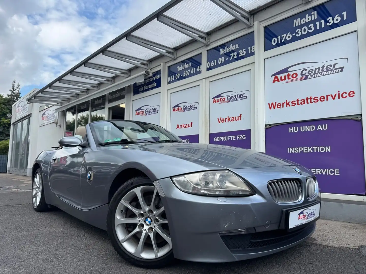 BMW Z4 Roadster 3.0si #Aut.#*Navi*Leder*Xenon*Memory Grau - 1