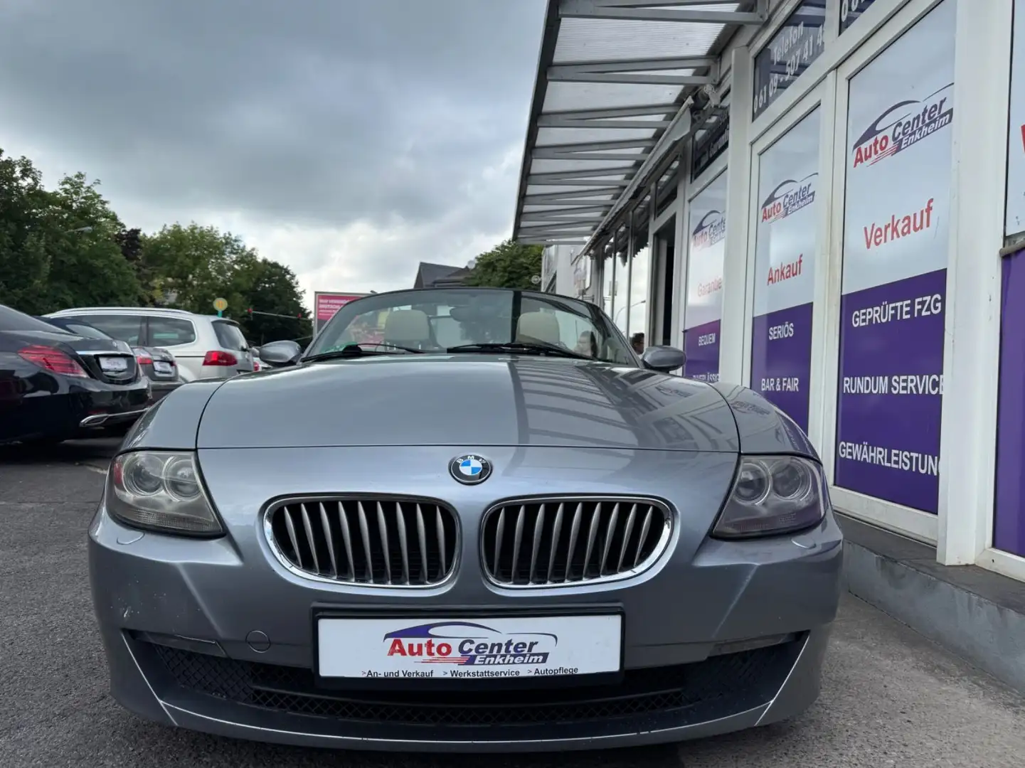BMW Z4 Roadster 3.0si #Aut.#*Navi*Leder*Xenon*Memory Grau - 2