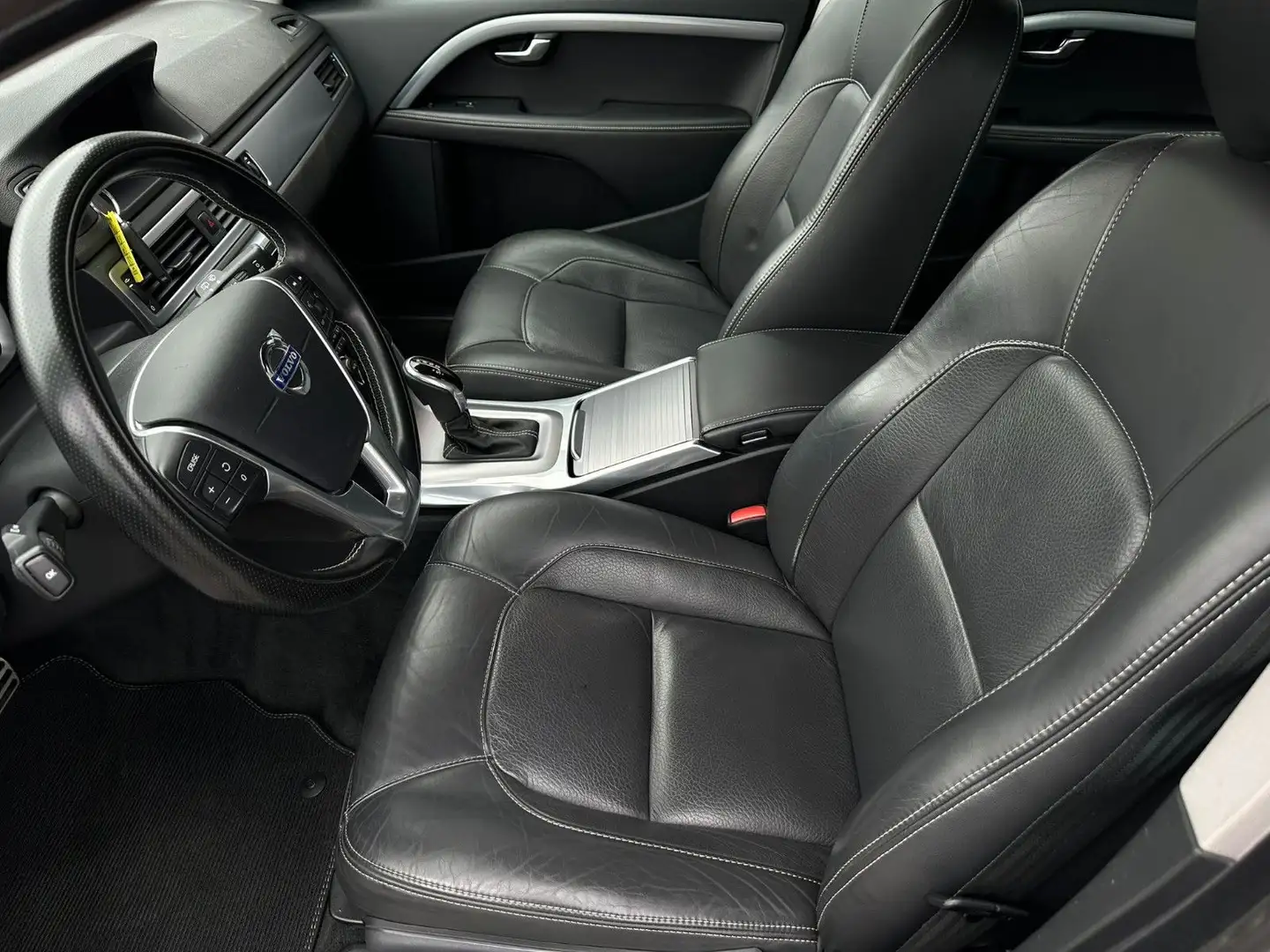 Volvo V70 Kombi Linje Svart Navi Temp Virtual Xenon Bianco - 2