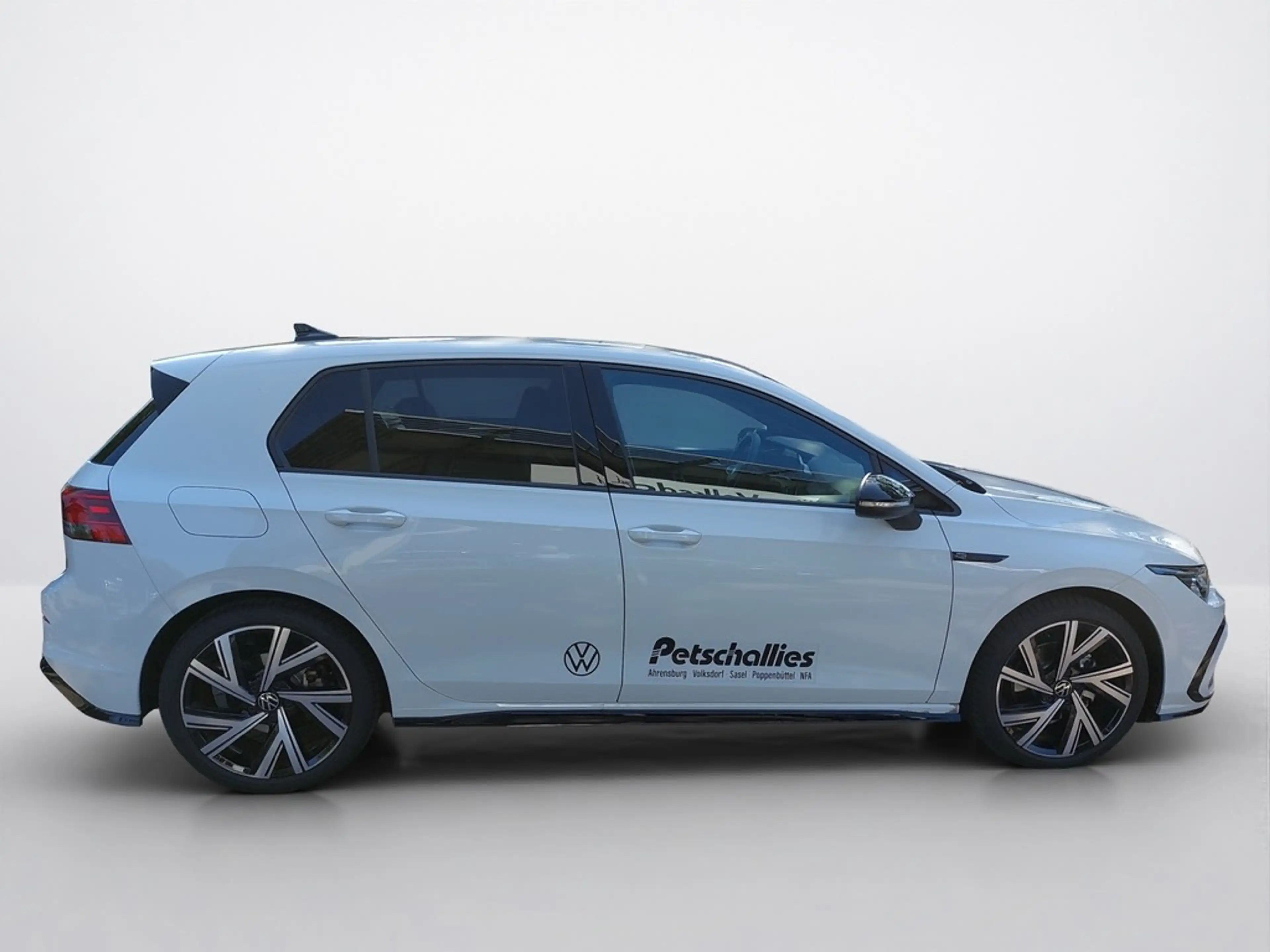 Volkswagen Golf R -Line 1.5 eTSI 110 kW DSG — photo 7