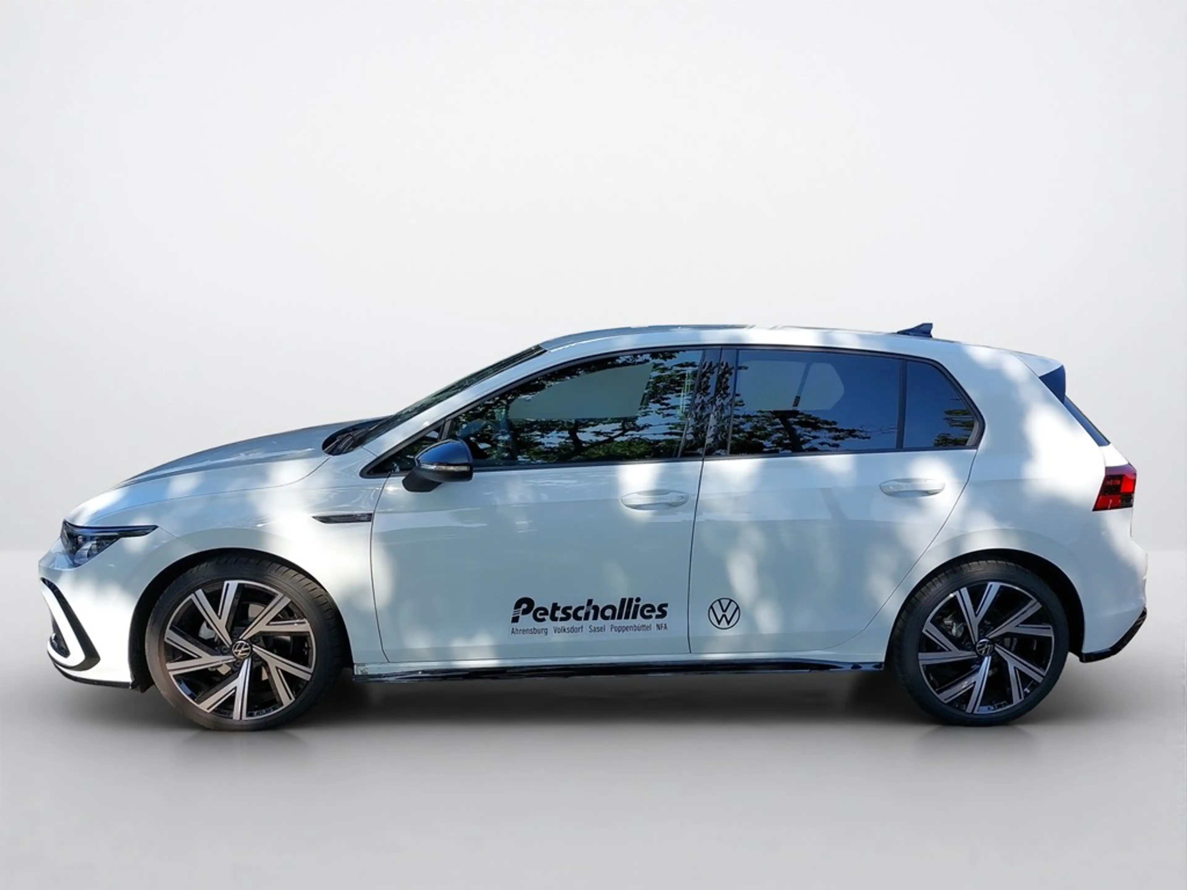 Volkswagen Golf R -Line 1.5 eTSI 110 kW DSG — photo 2