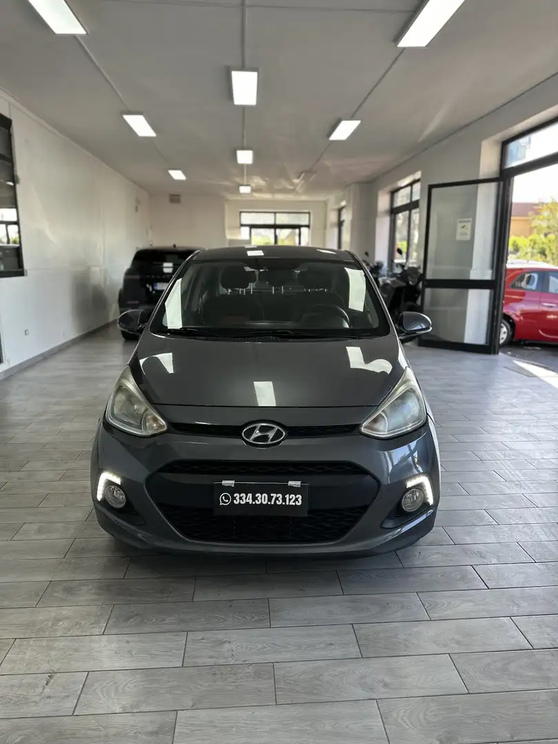 Hyundai i10 1.0 Sound Edition E6 - 1