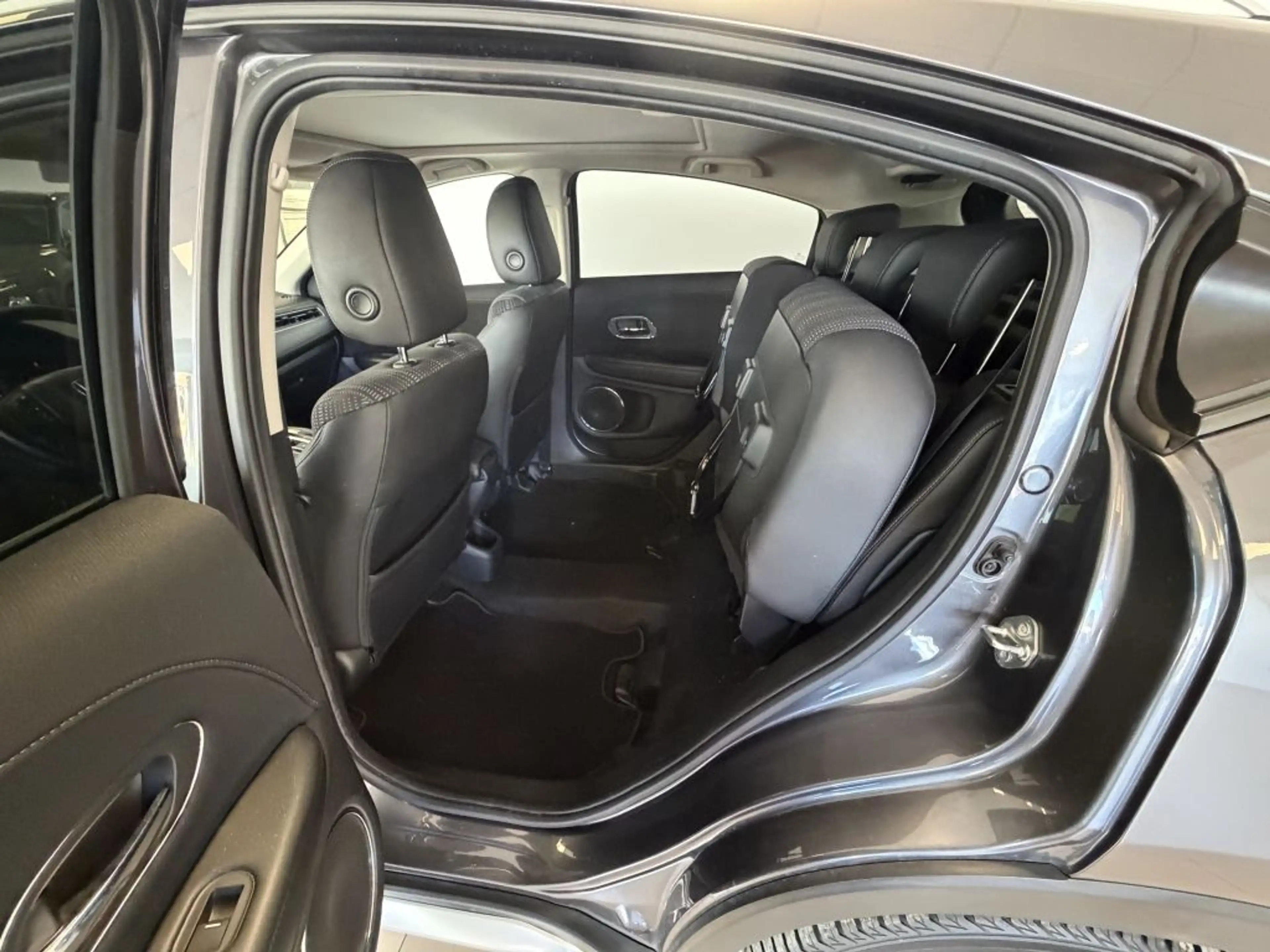 Honda HR-V 1.5 i-VTEC CVT Automatik Executive — photo 9