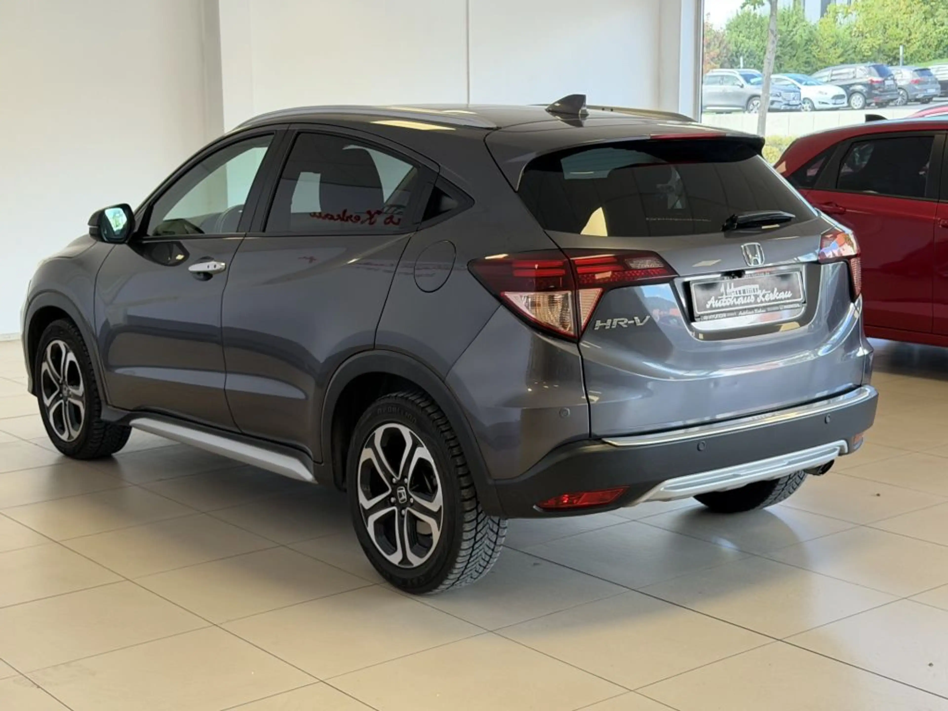 Honda HR-V 1.5 i-VTEC CVT Automatik Executive — photo 12
