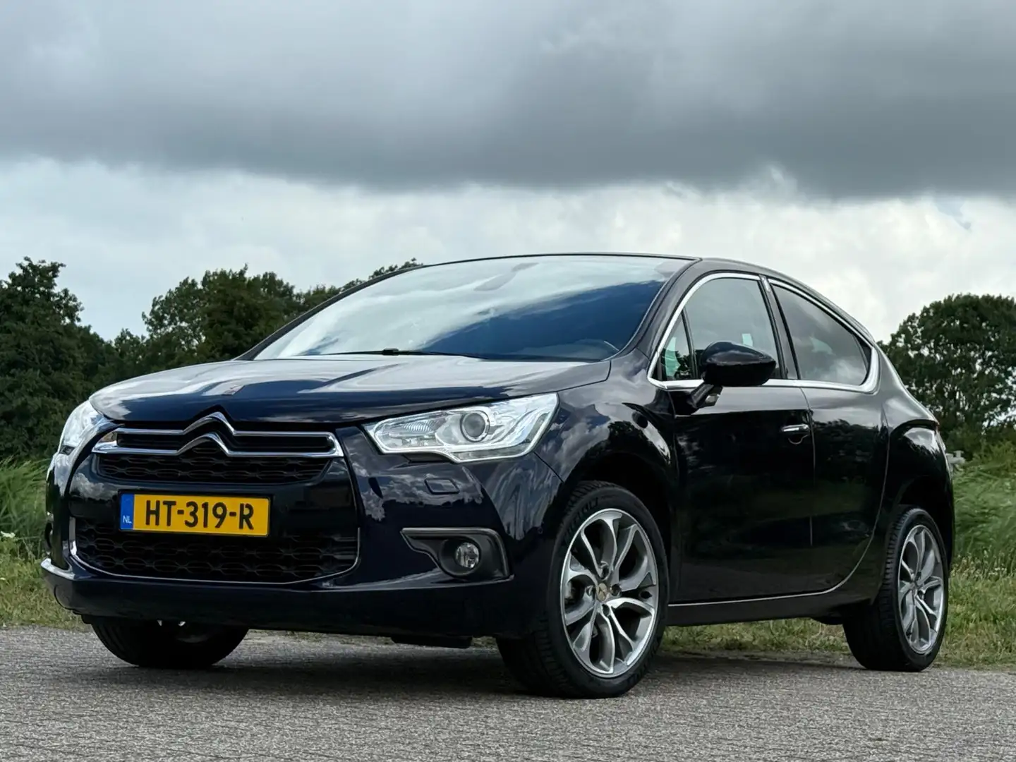 DS Automobiles DS 4 1.2 PureTech 130pk 1955 Limited Edition - Blue Enc Blauw - 2