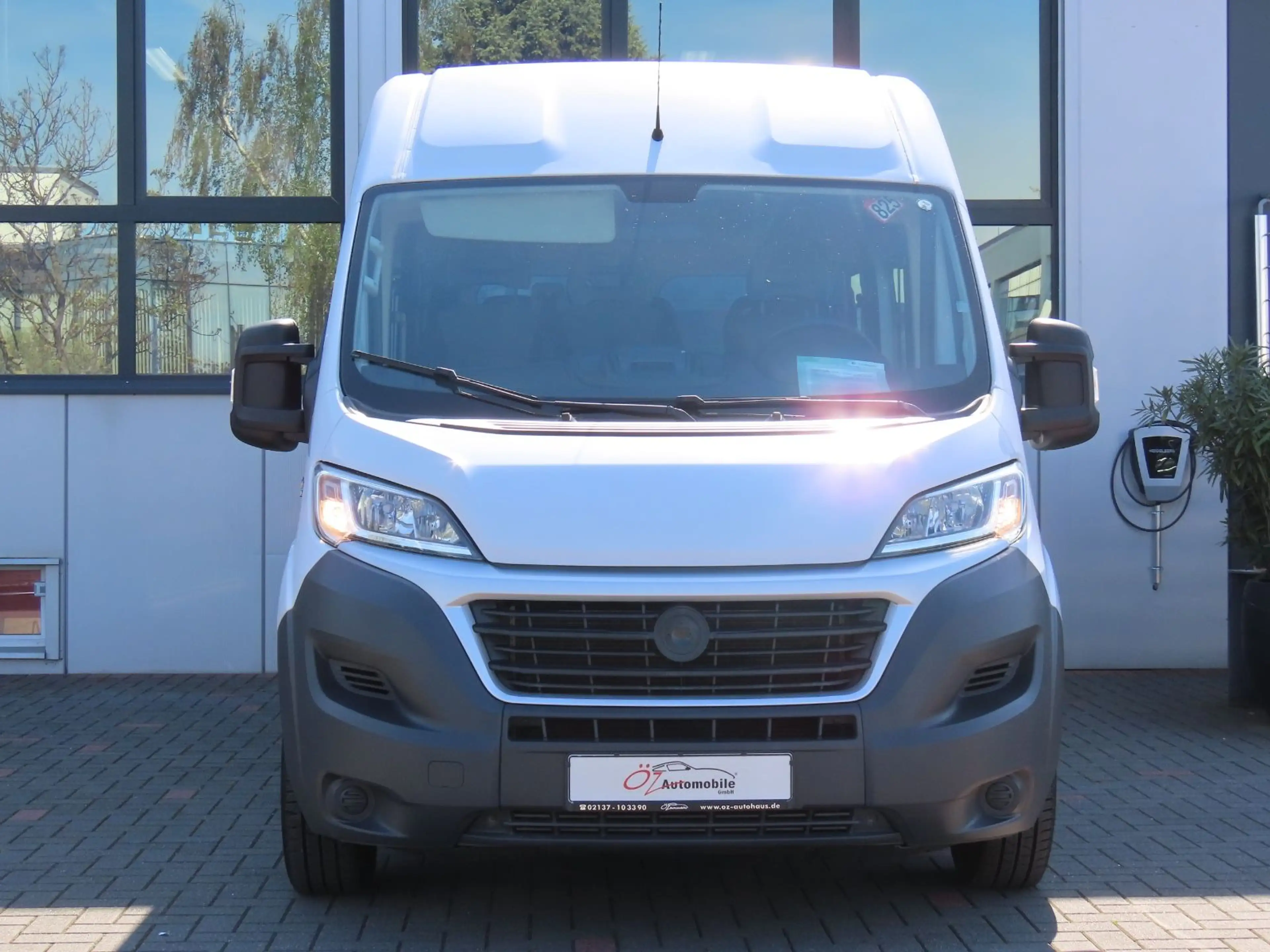 Fiat Ducato 2.3 Hochr.-Kombi 33 150 L2H2 9 Sitze — photo 2
