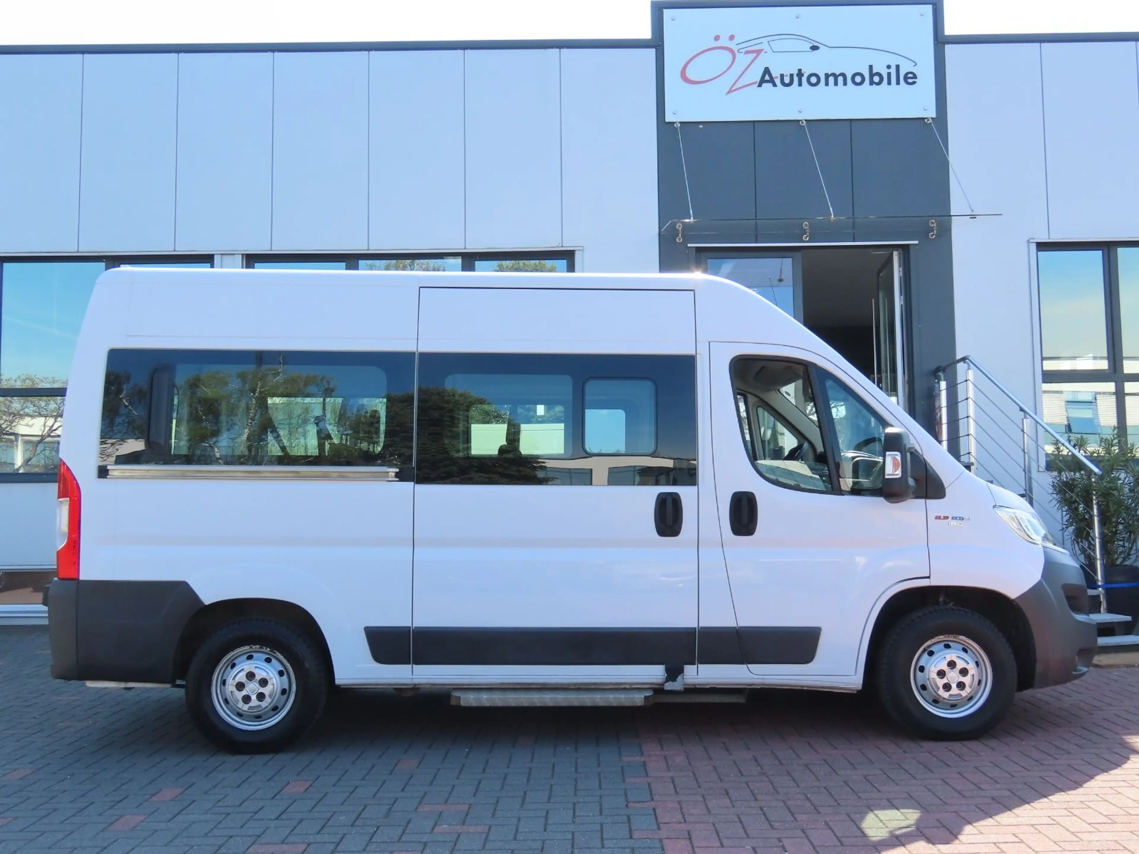 Fiat Ducato 2.3 Hochr.-Kombi 33 150 L2H2 9 Sitze — photo 9