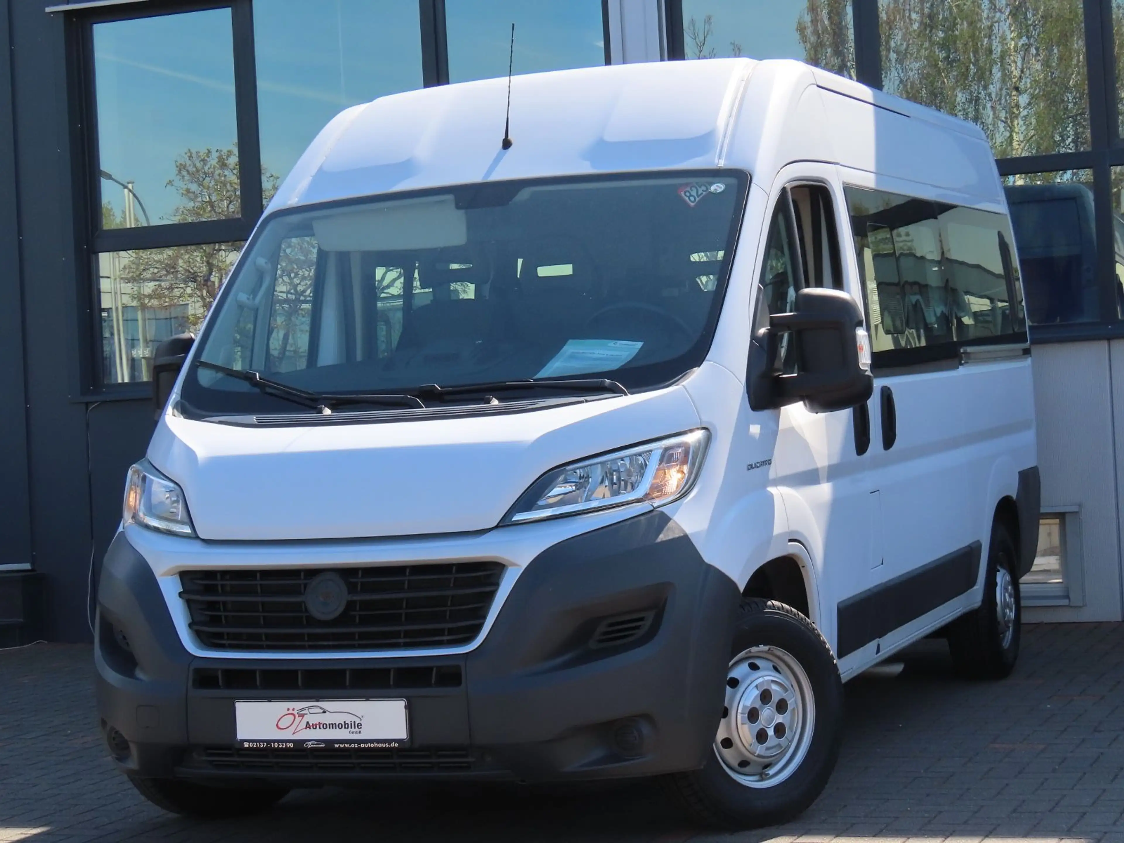 Fiat Ducato 2.3 Hochr.-Kombi 33 150 L2H2 9 Sitze — photo 3