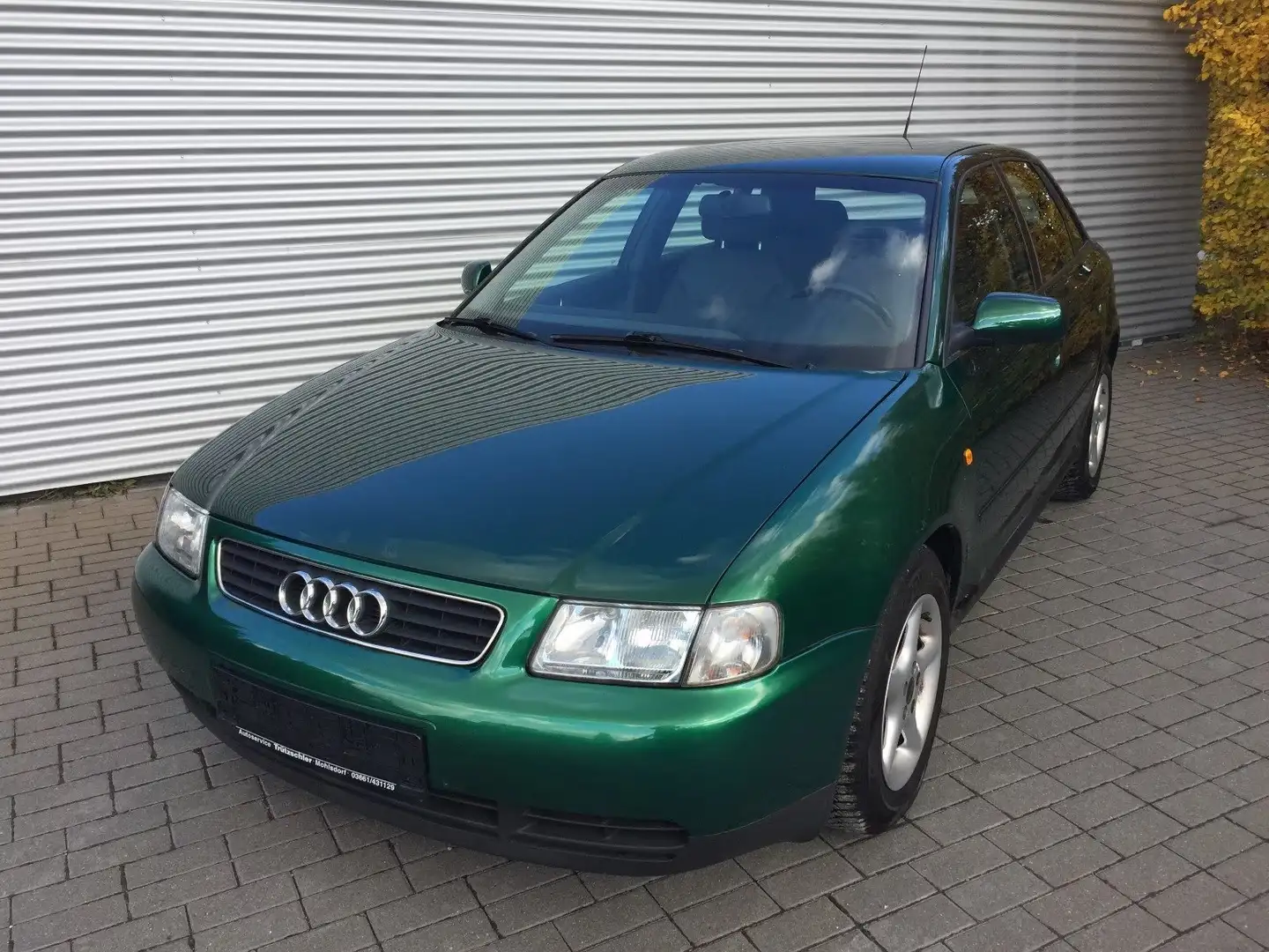 Audi A3 A3 1.6 Ambiente Ambiente Grün - 1