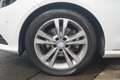Mercedes-Benz E 200 E200 T G-TRONIC LED Navi Sitzheizung PDC Blanc - thumbnail 8