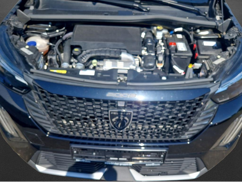 Peugeot 2008 GT — photo 8