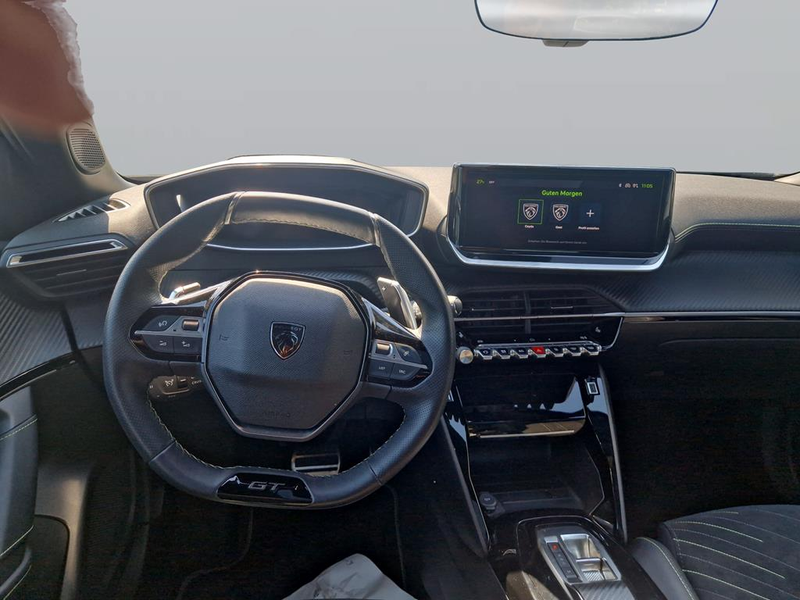 Peugeot 2008 GT — photo 15