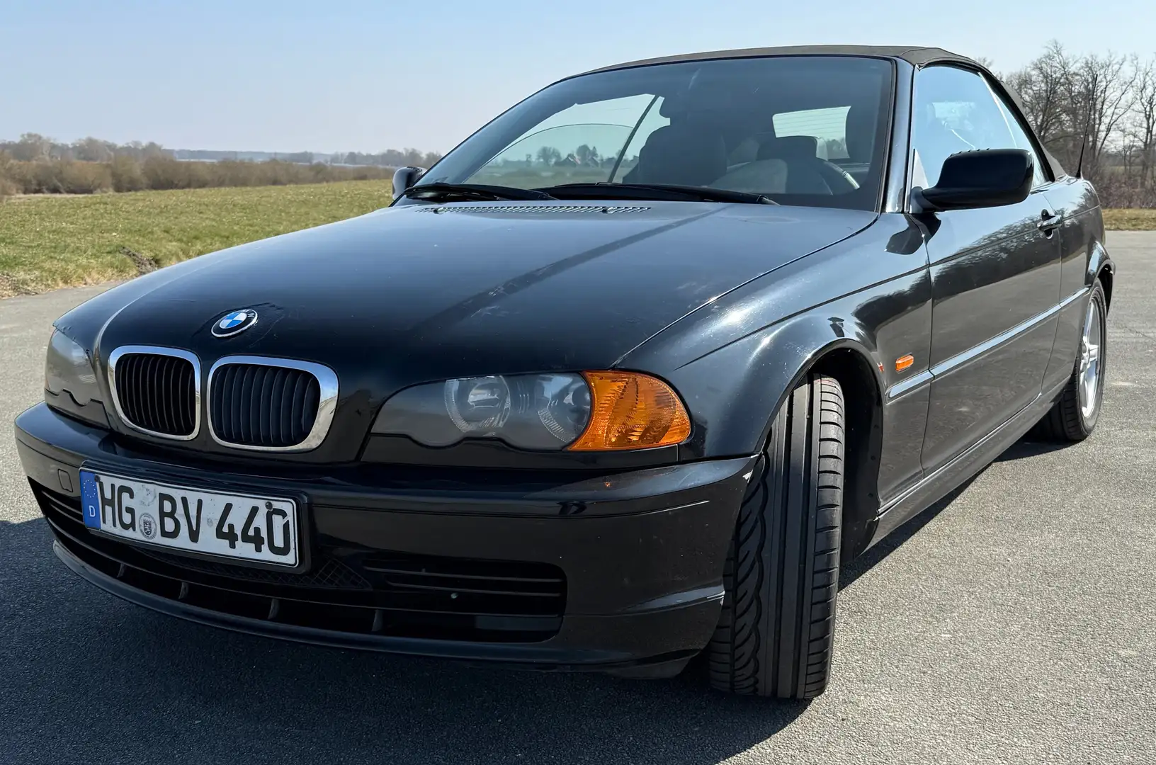 BMW 318 318 Ci Schwarz - 1