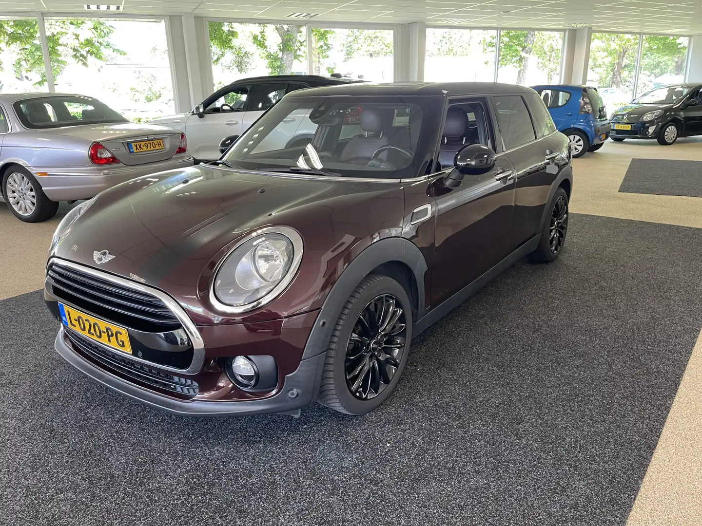 MINI Cooper Clubman Mini 1.5 Chili Business Plus Hnědá - 1