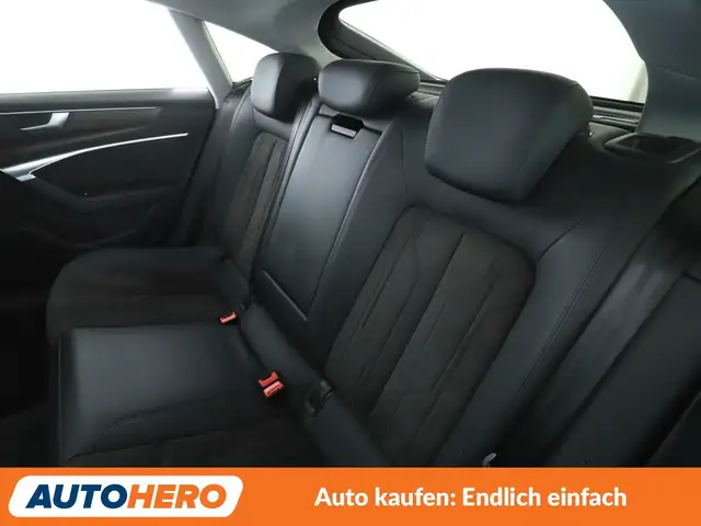 Audi A7 view 14