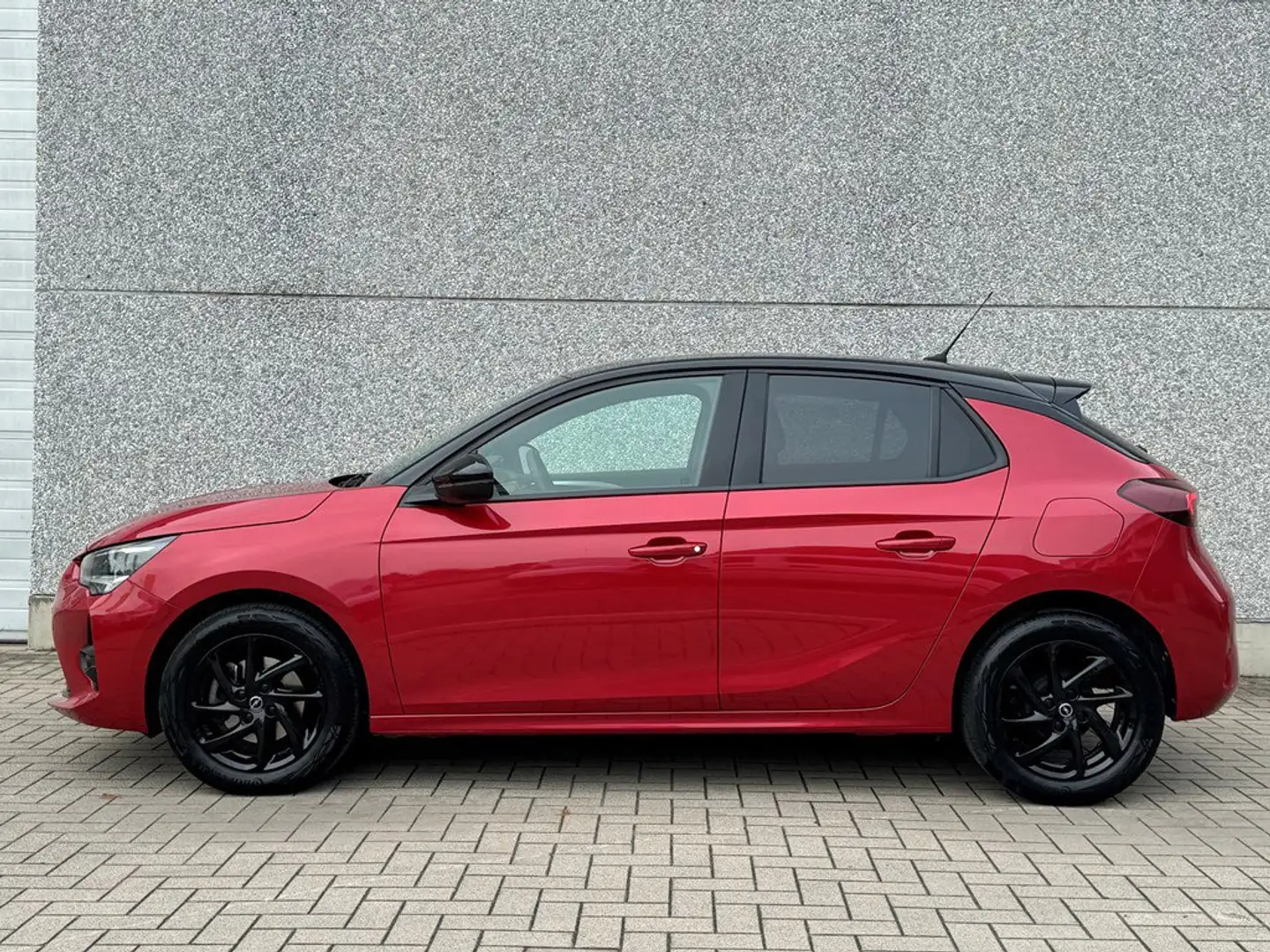 Opel Corsa 1.2T 101PK GSLINE FULL LED/CARPLAY - 2