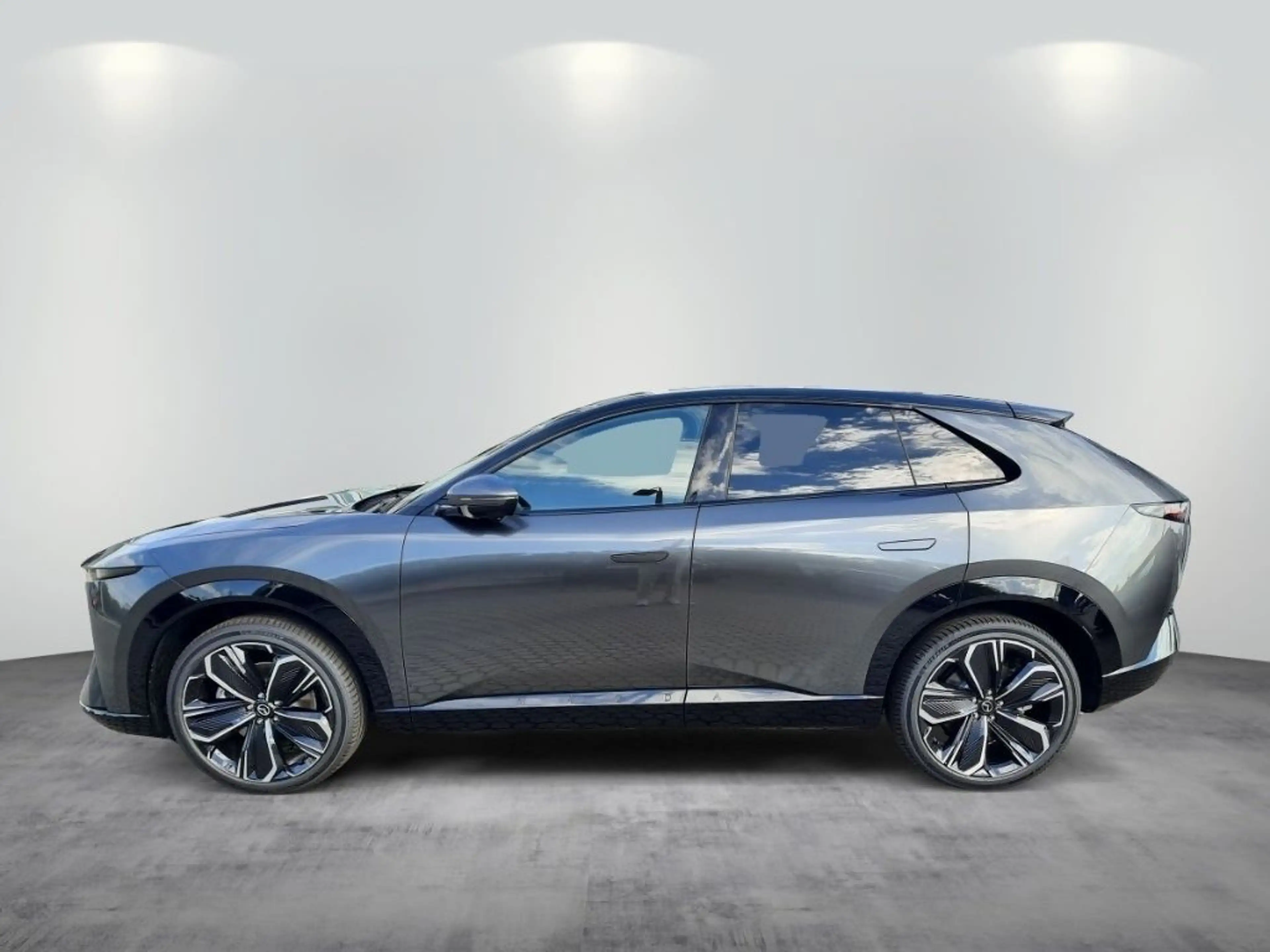 Mazda CX-6e CX6E EV 258ps Takumi 21'' LED PANO NAVI HU — photo 4