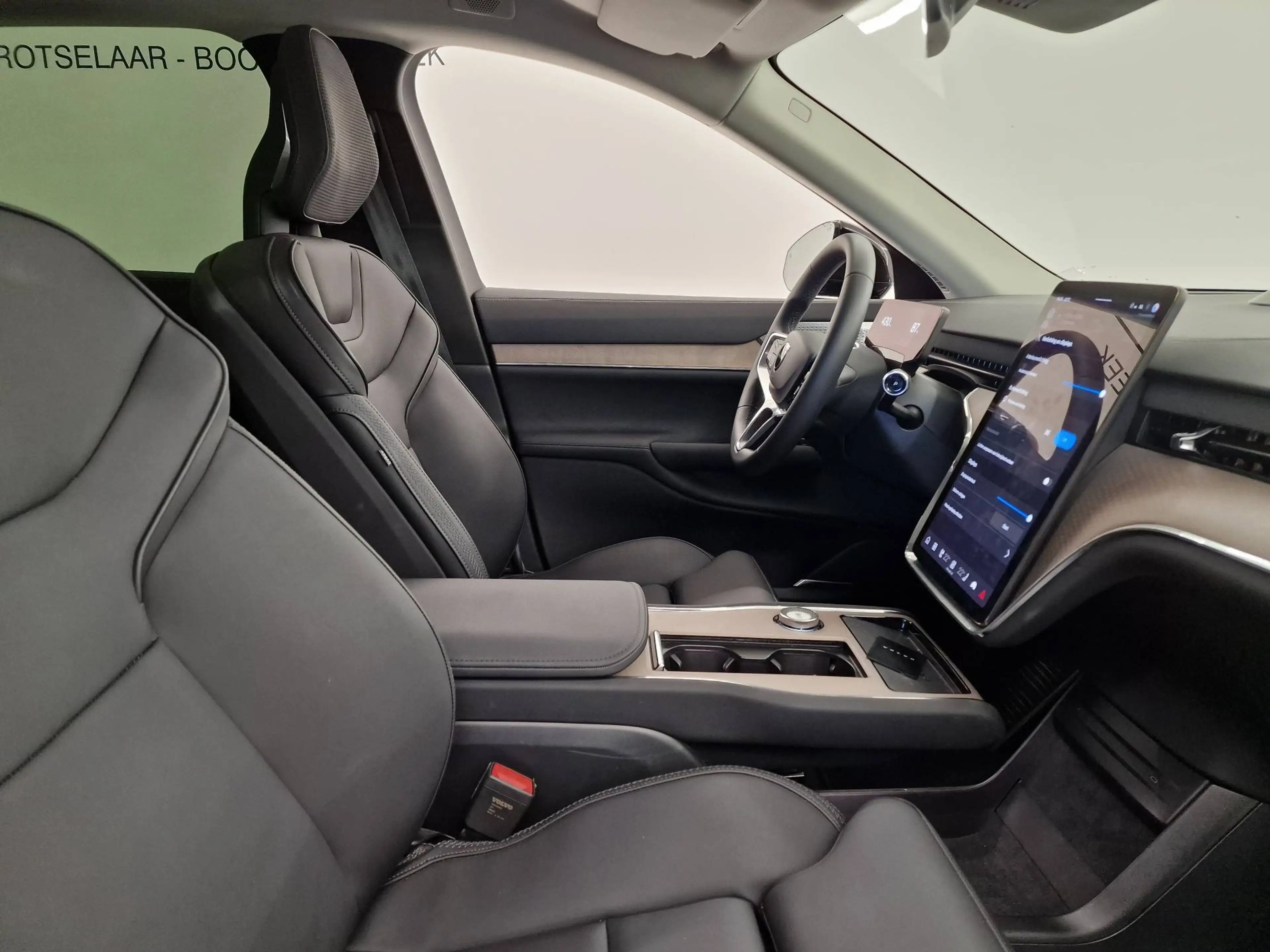 Volvo EX90 ULTRA PERFORMENCE-BOWERS&WILKINS-LUCHTVERING — photo 6