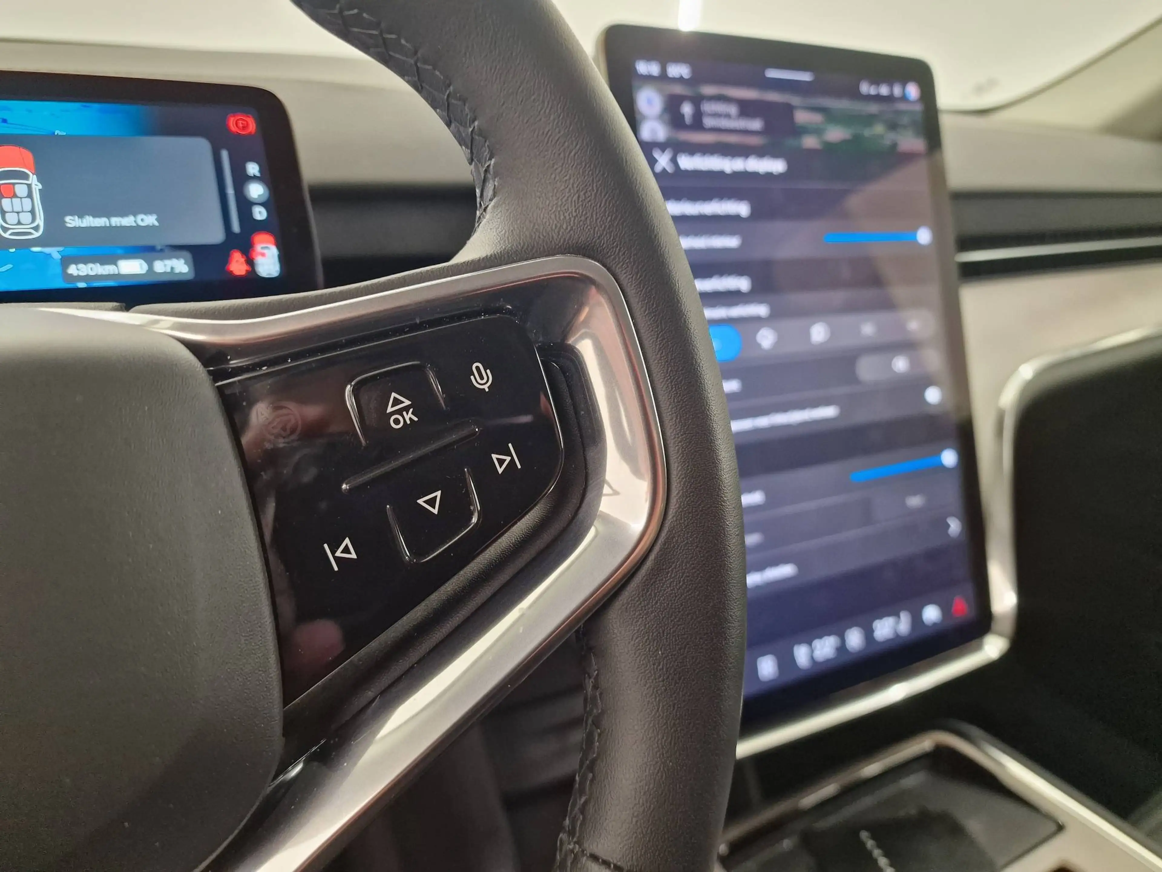Volvo EX90 ULTRA PERFORMENCE-BOWERS&WILKINS-LUCHTVERING — photo 10