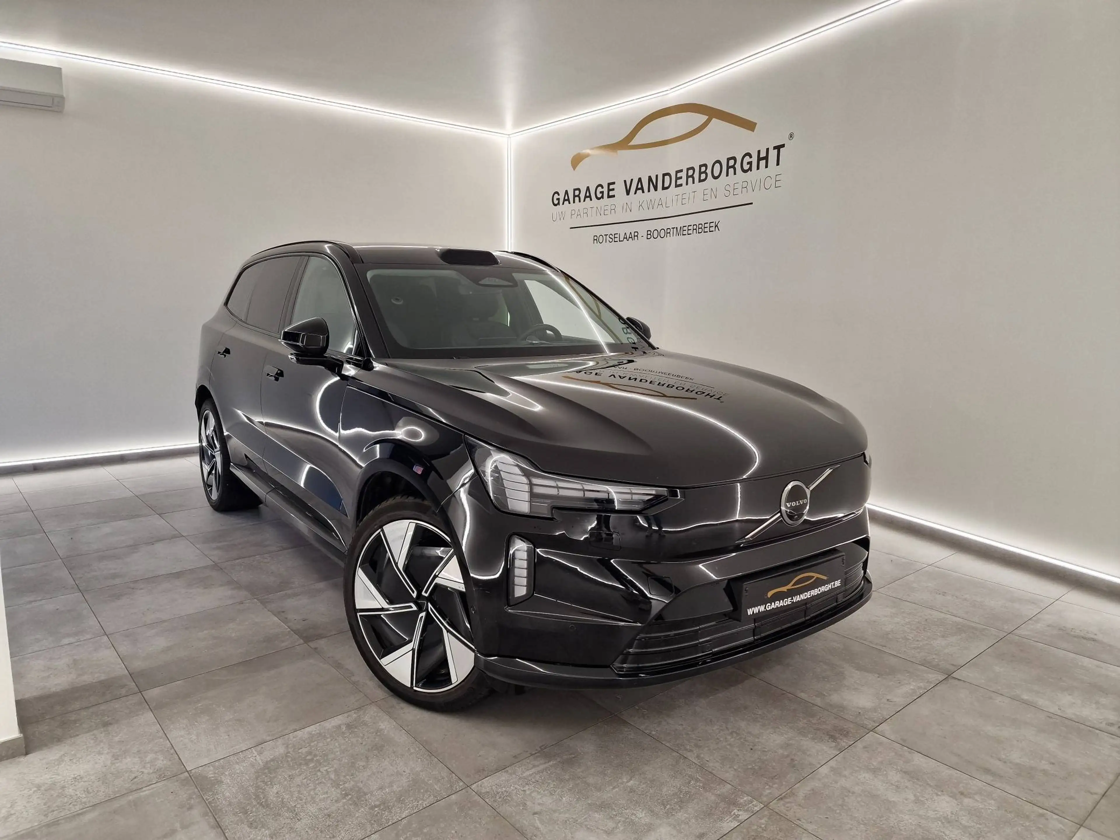 Volvo EX90 ULTRA PERFORMENCE-BOWERS&WILKINS-LUCHTVERING