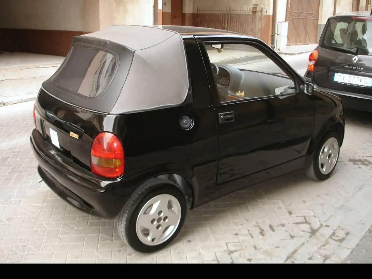 Aixam 400 Schwarz - 1