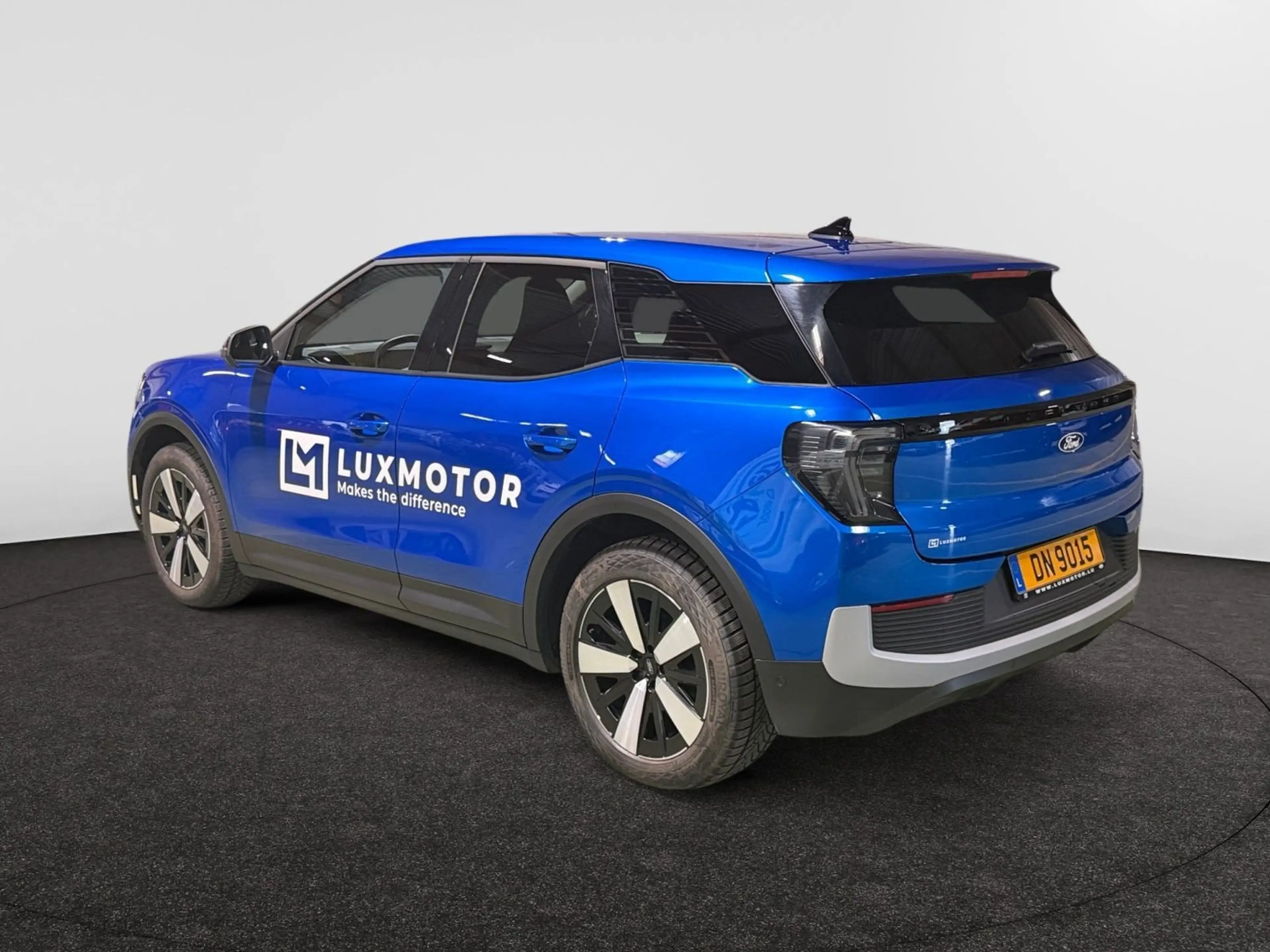 Ford Explorer 79 kWh AWD Premium — photo 3