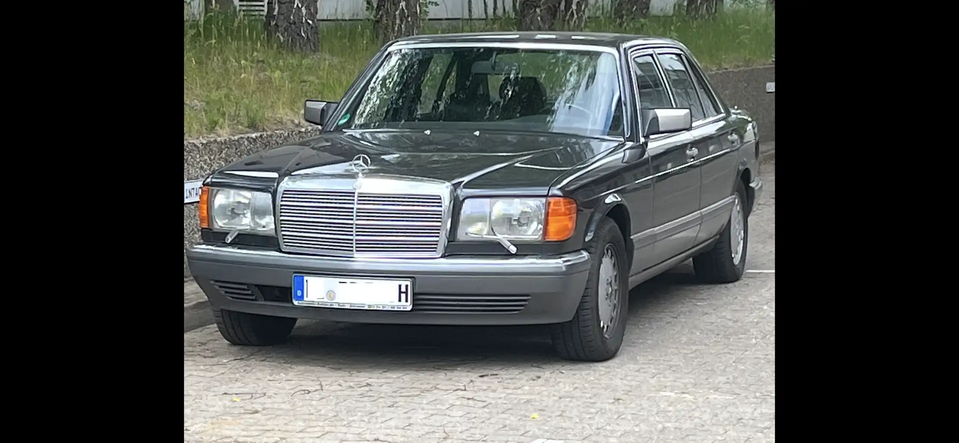 Mercedes-Benz 560 SEL Schwarz - 1