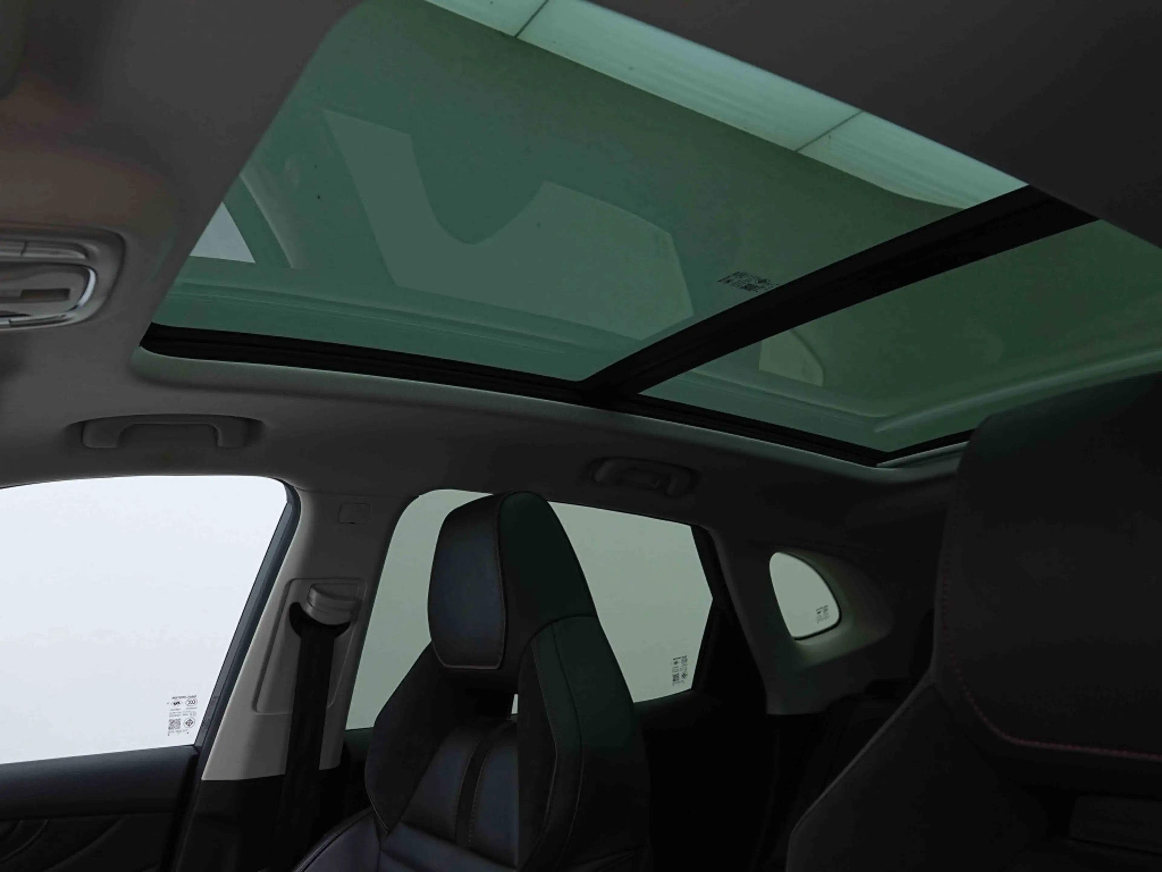MG HS 1.5 T-GDi 162 AUT Luxury | Pano | Leather | GPS | LED | ALU18 — photo 10