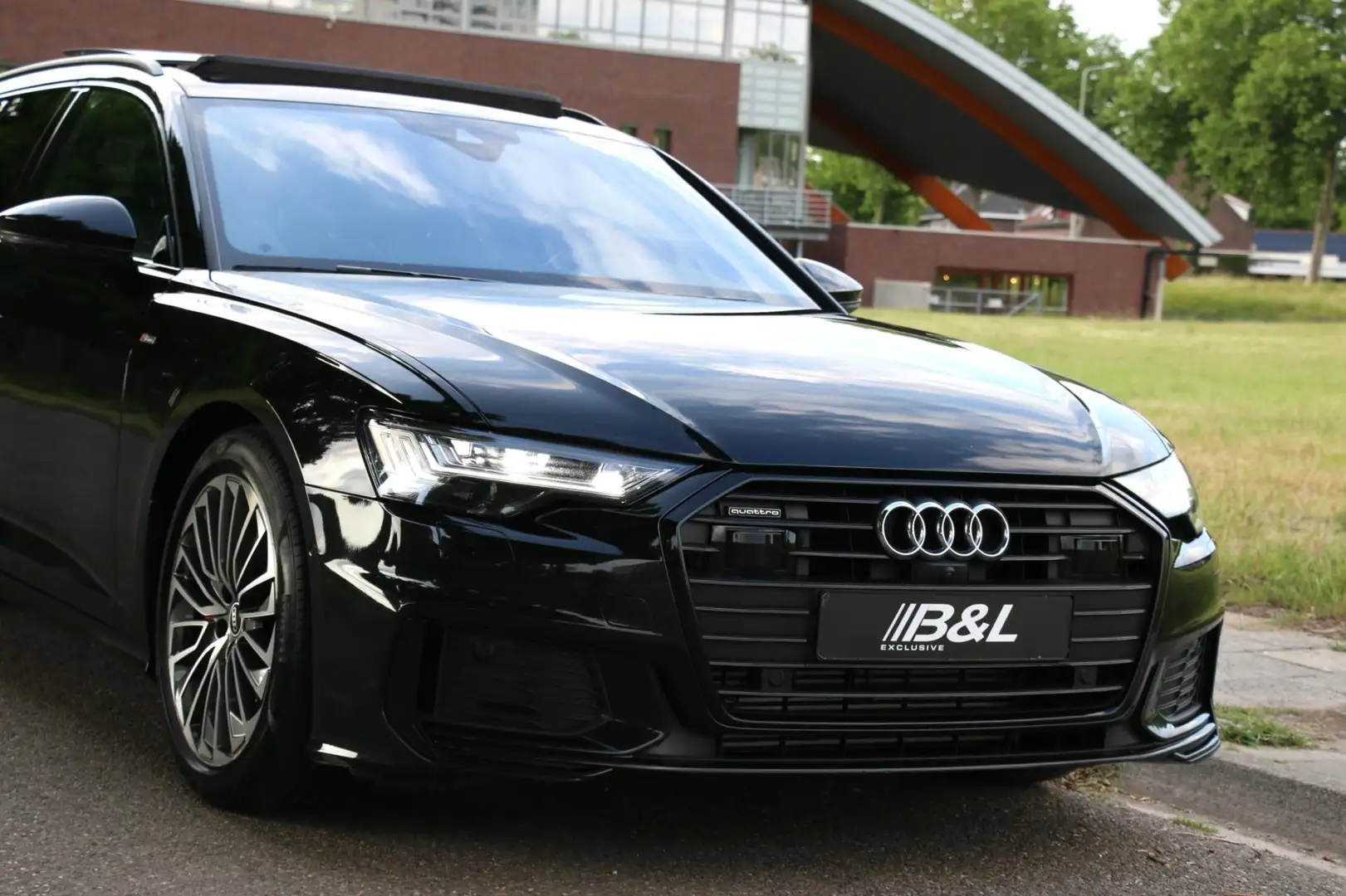 Audi A6 Avant 55 TFSI E-Hydride Plug-in PHEV Quattro Aut S Noir - 2