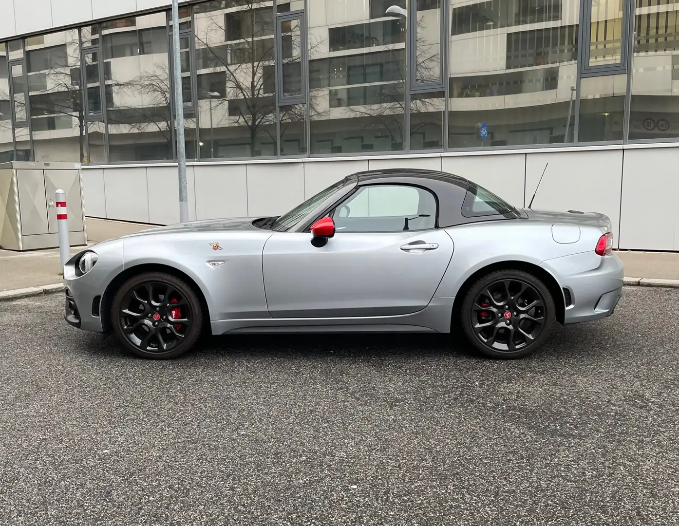 Abarth 124 Spider inkl. Carbon Hartop! Silber - 1