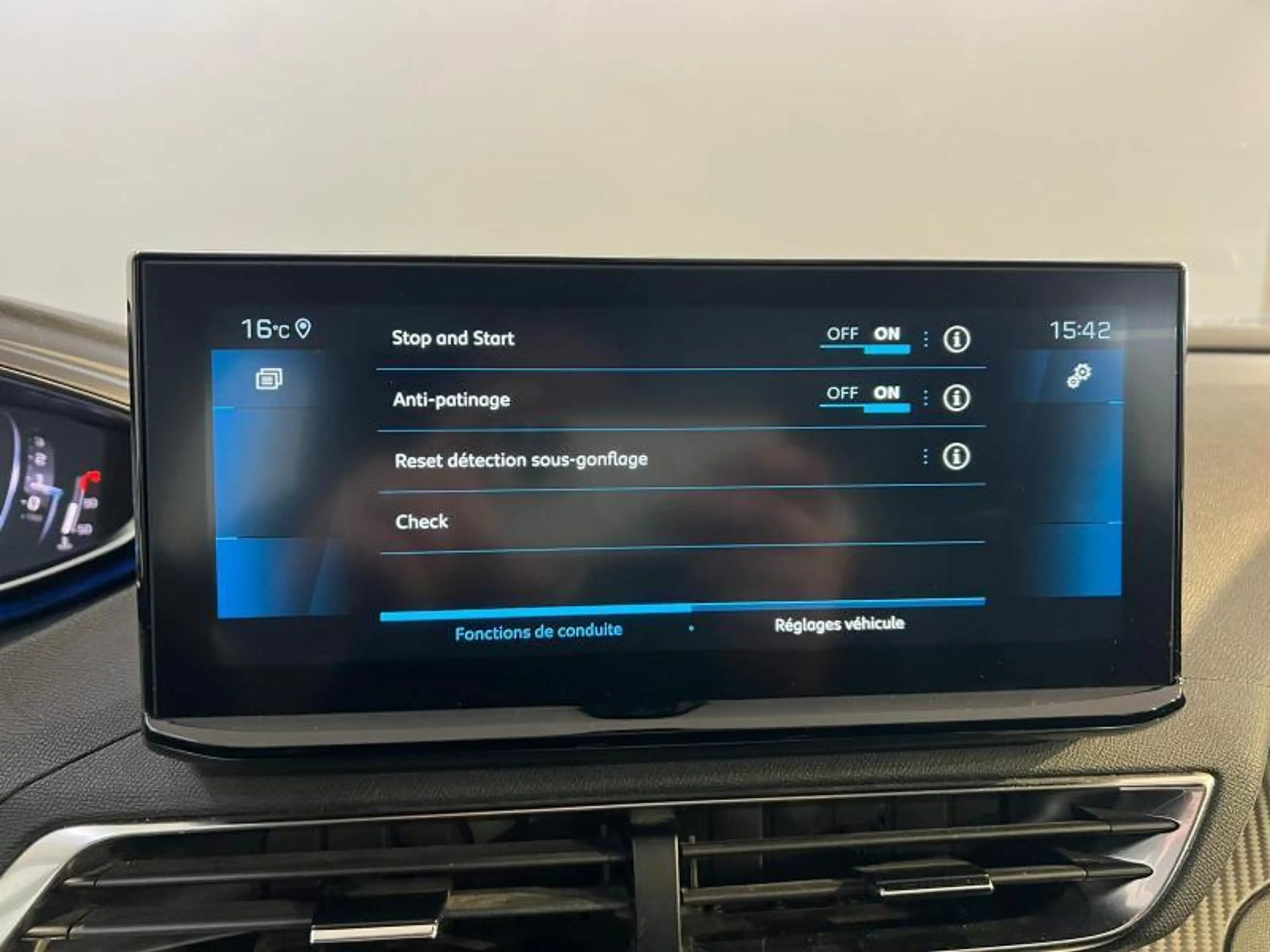 Peugeot 5008 7 PLACES — photo 14