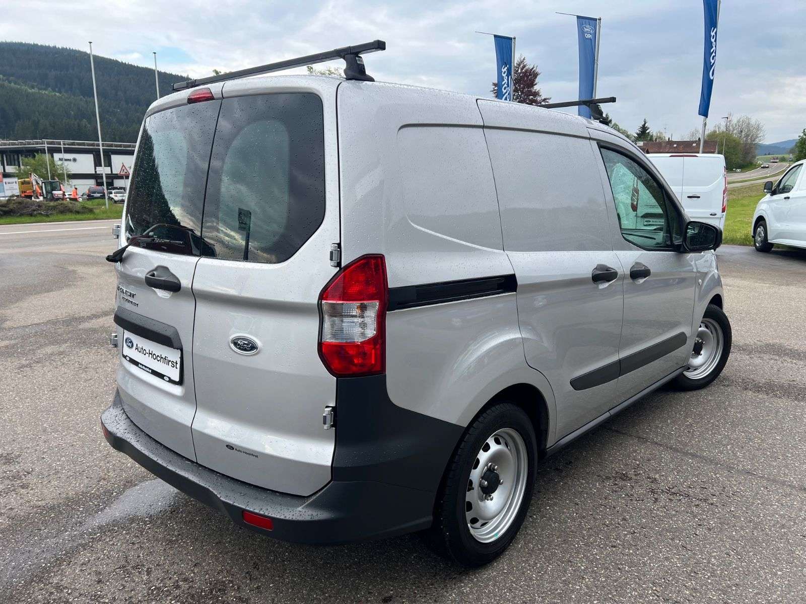 Ford Transit Courier