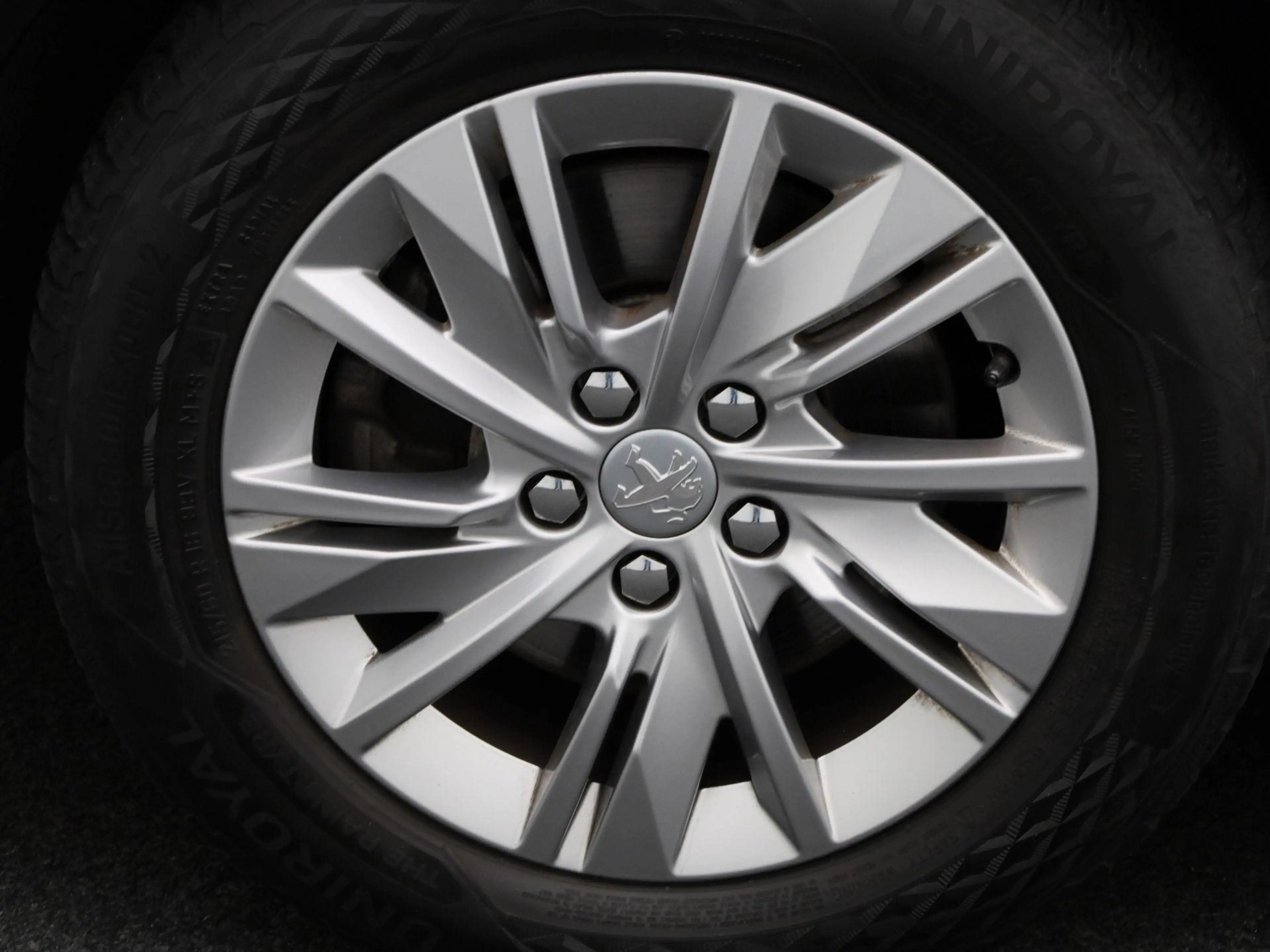 Peugeot 508 1.2 PureTech 130 S&S EAT8 Active Pack | Camera | P — photo 14