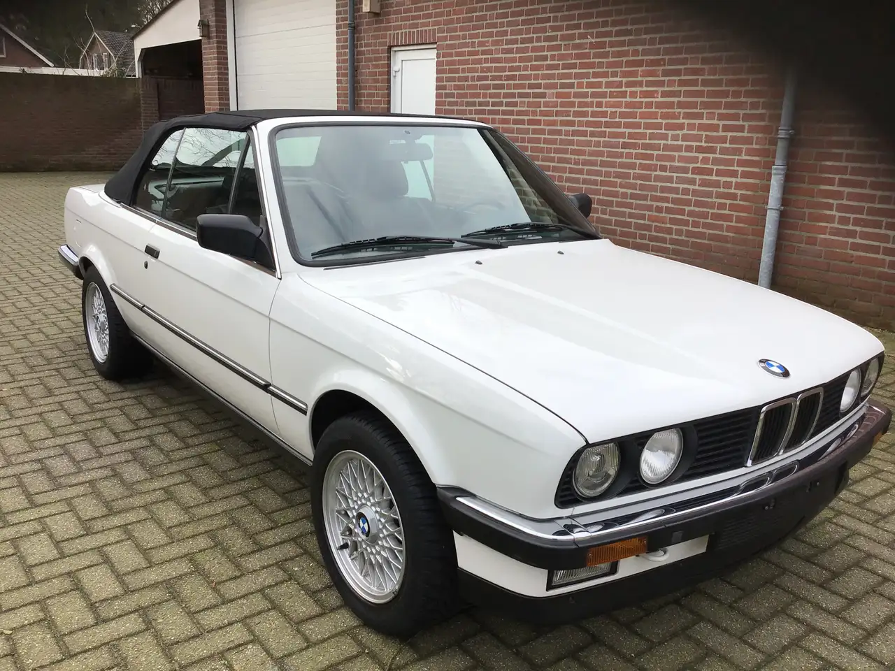BMW 320 E30 320i, foto 4