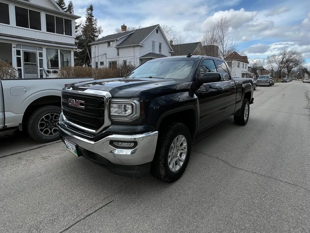 GMC Sierra 1500 снимка GMC Sierra 1500