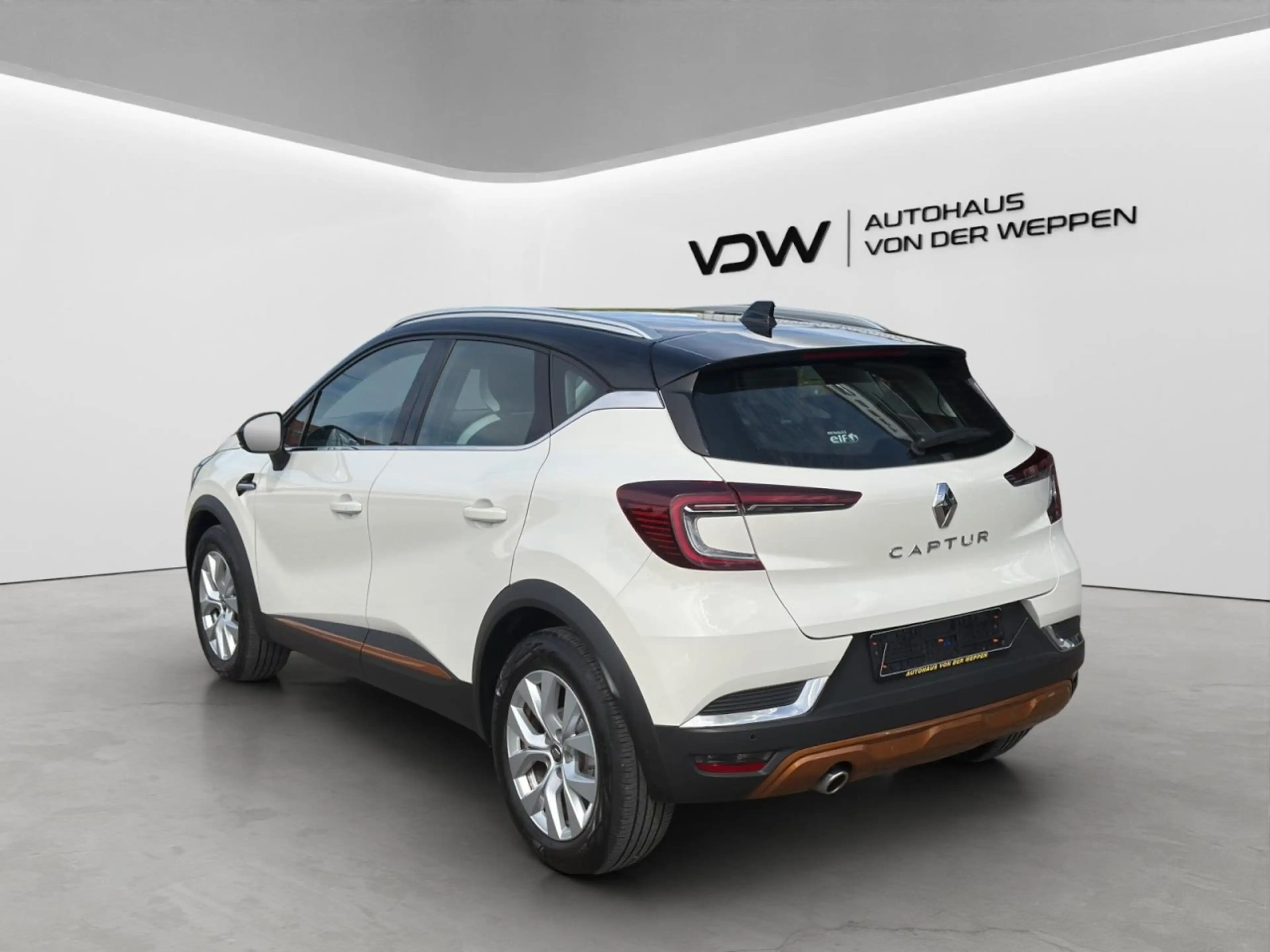 Renault Captur II Intens Klima Navi Rückfahrkamera Sitzheizung — photo 5