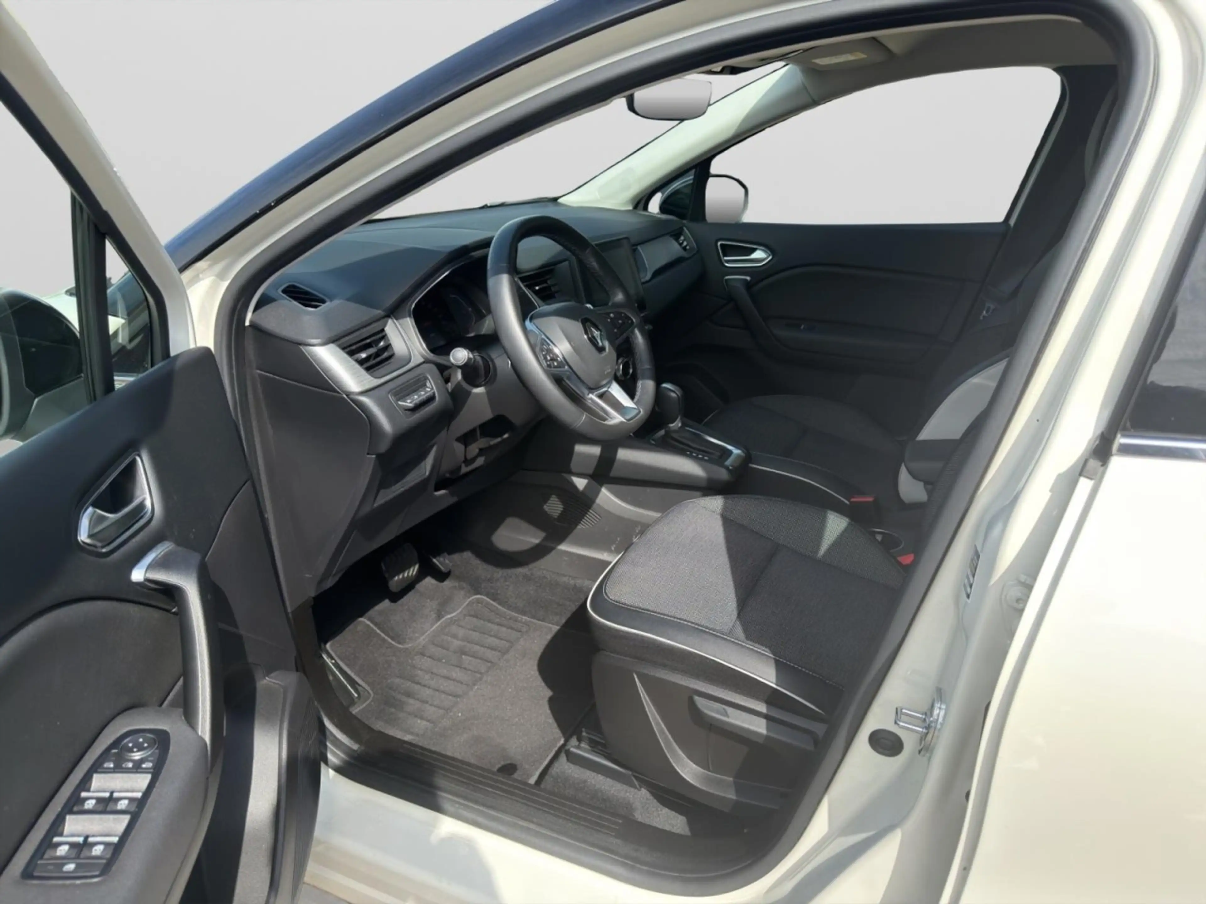 Renault Captur II Intens Klima Navi Rückfahrkamera Sitzheizung — photo 11