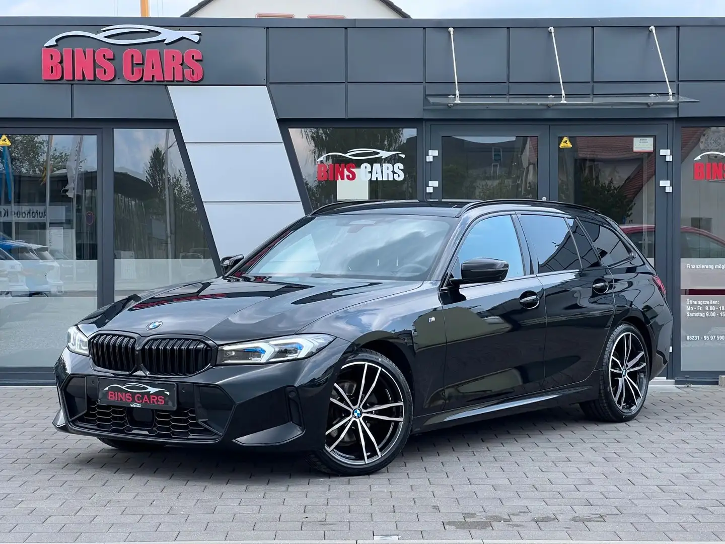 BMW 320 d Touring xDrive M-Sport*ACC*360°Standhzg*HUD Noir - 1