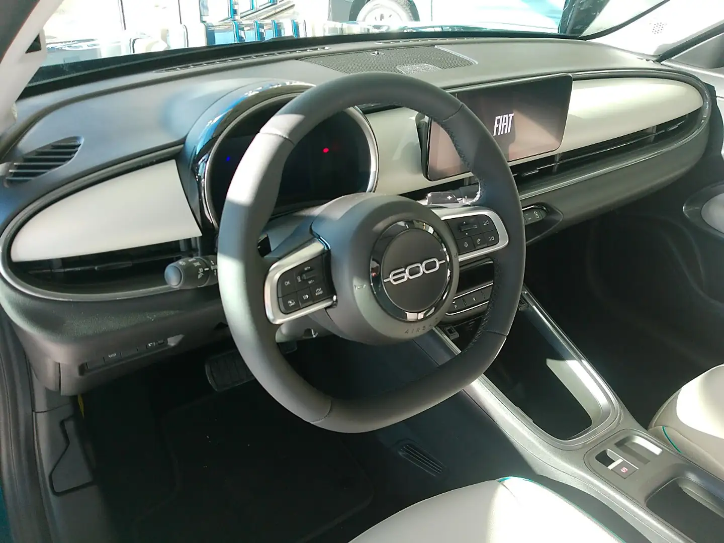Fiat 600 Hybrid mHEV 110 6-Gang eDCT La Prima - 2