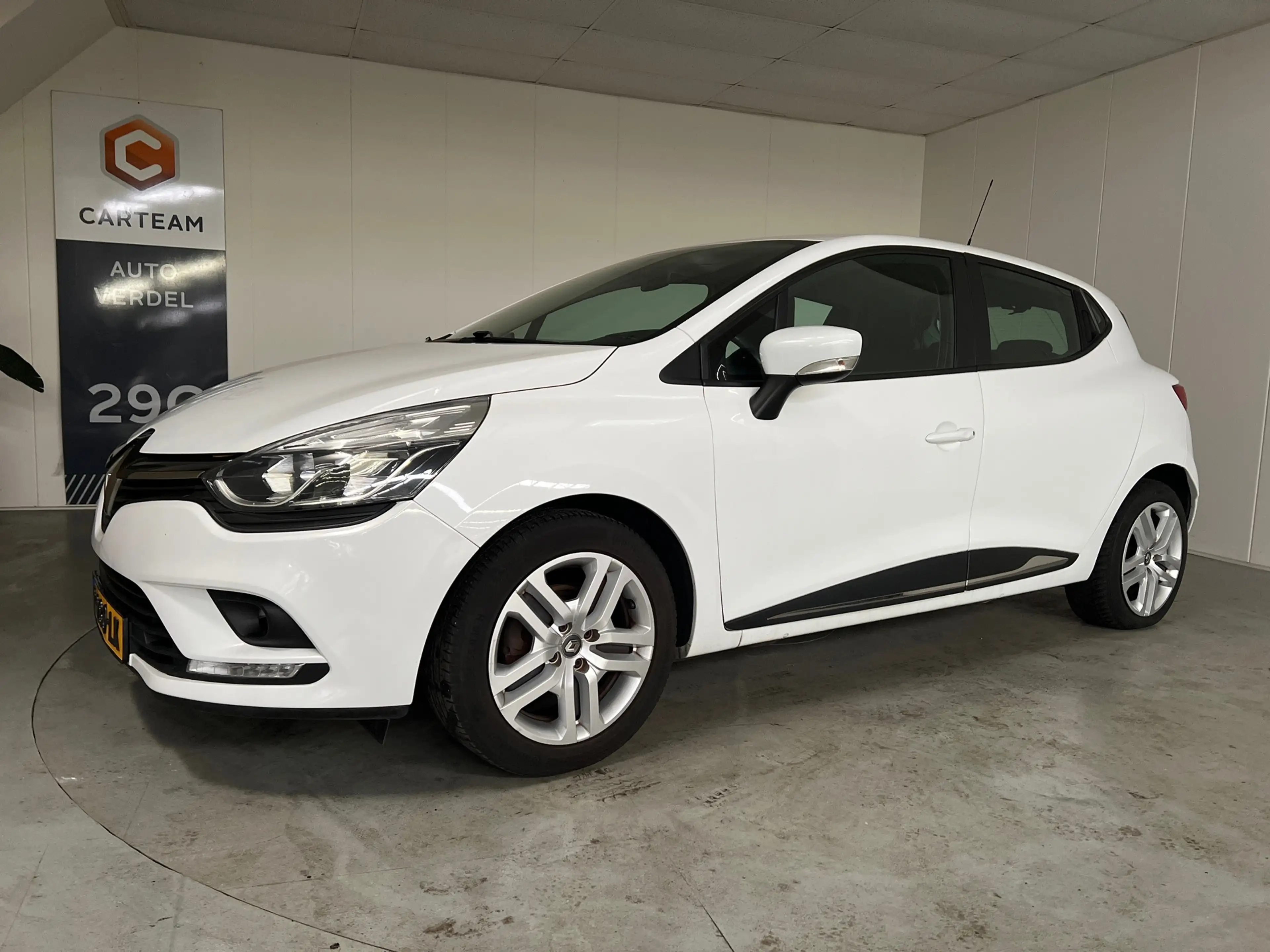 Renault Clio 0.9 TCe Zen airco/carplay media/cruise control