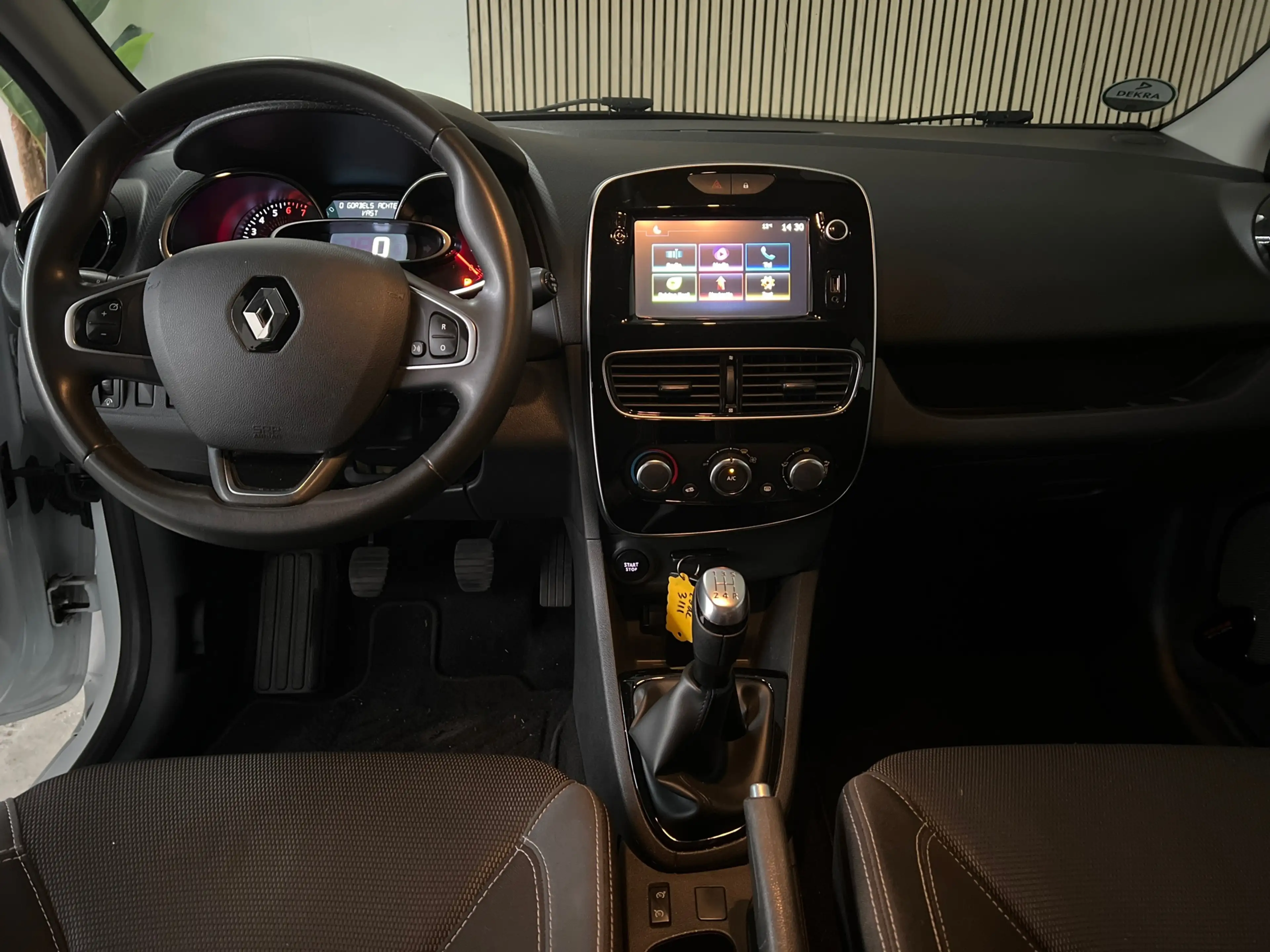 Renault Clio 0.9 TCe Zen airco/carplay media/cruise control — photo 8
